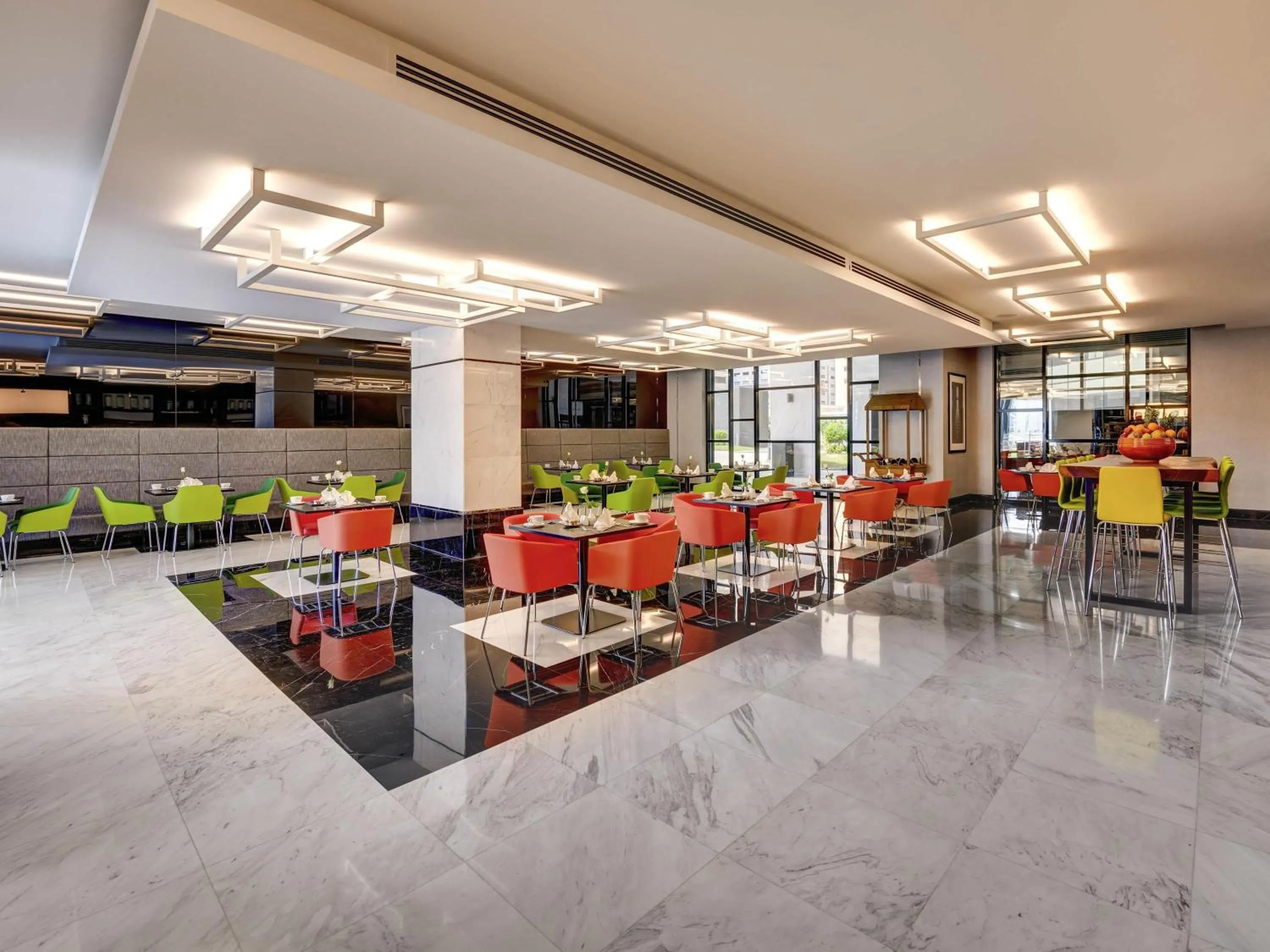 Restaurant/places to eat in Novotel Sharjah Expo Centre