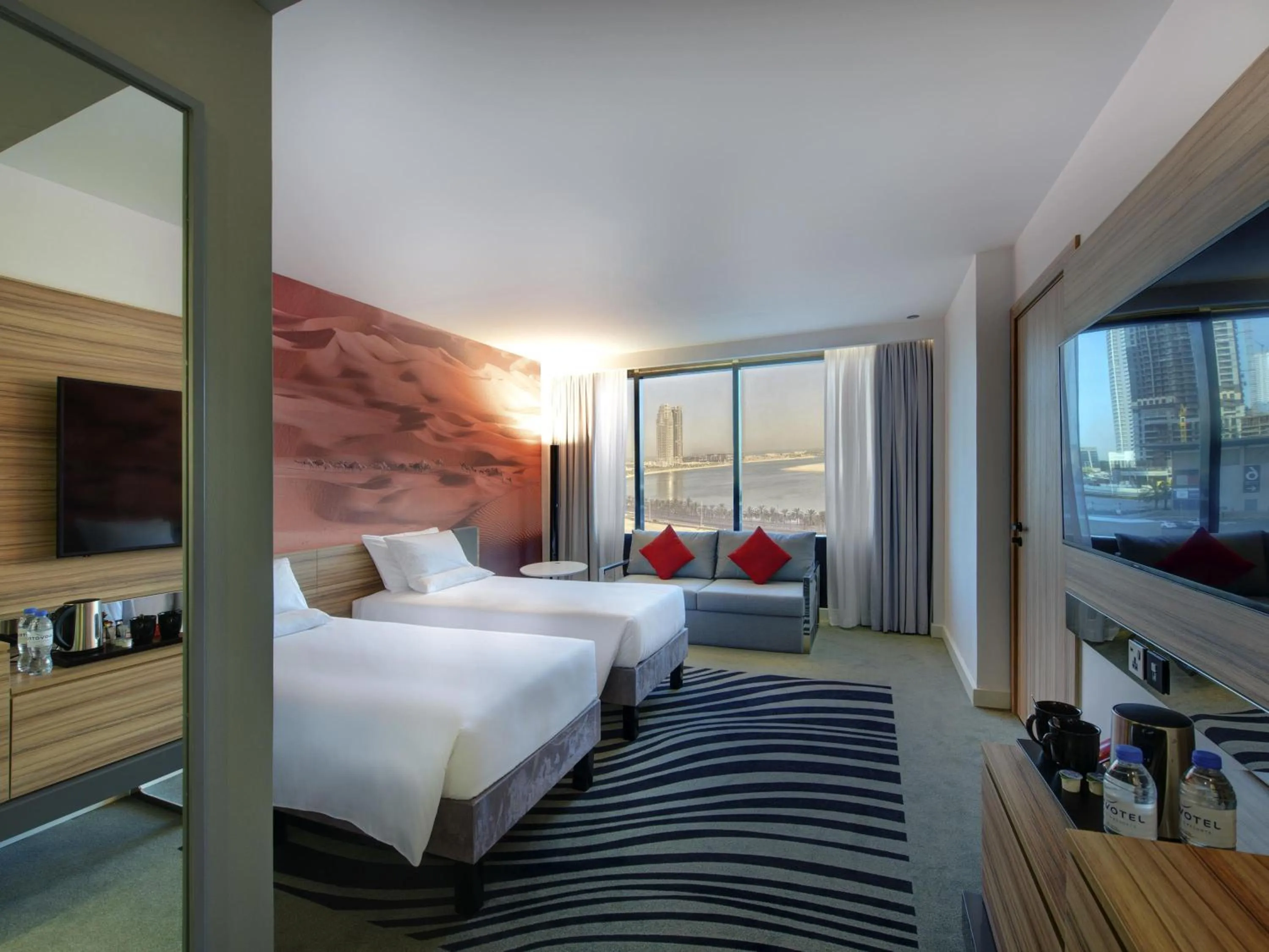 Bedroom, Bed in Novotel Sharjah Expo Centre