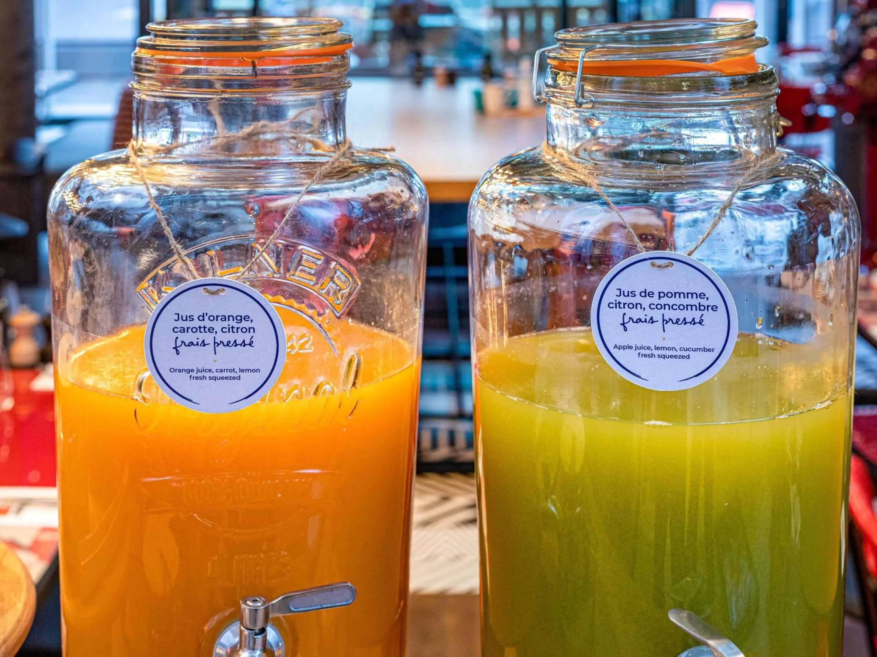 Restaurant/places to eat in Novotel Sharjah Expo Centre