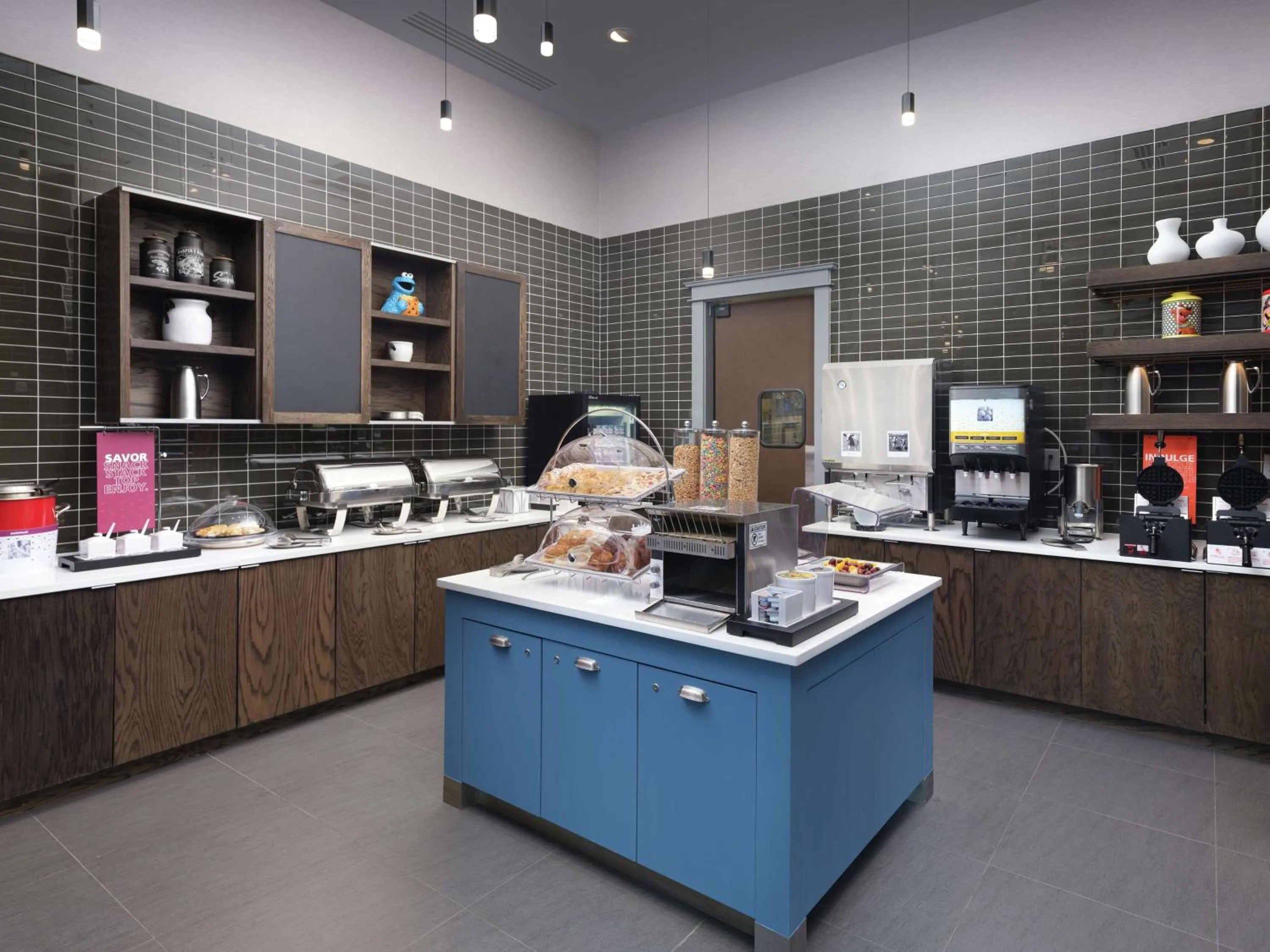 Breakfast in Hampton Inn & Suites Atlanta Decatur/Emory