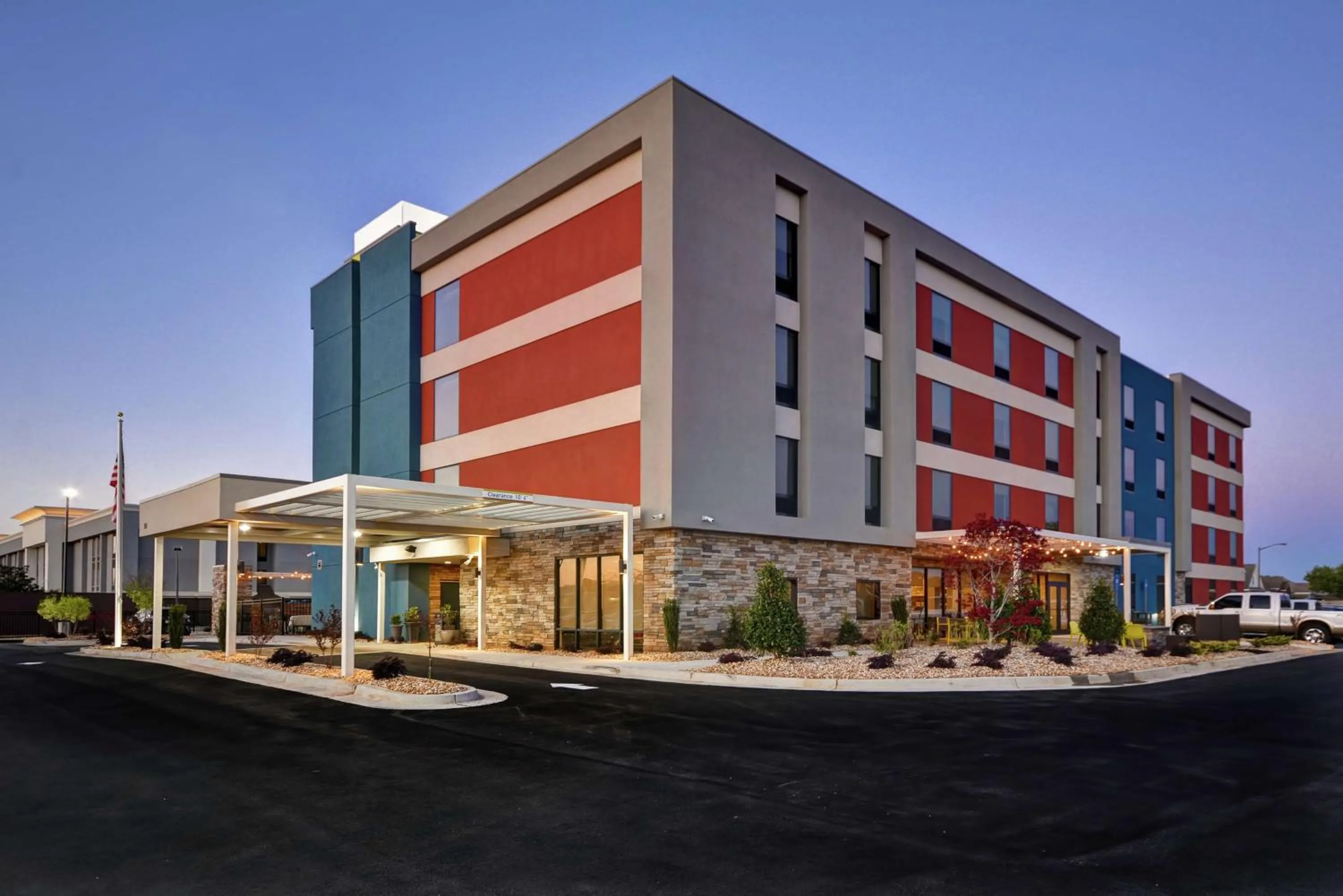 Property building in Home2 Suites By Hilton Warner Robins