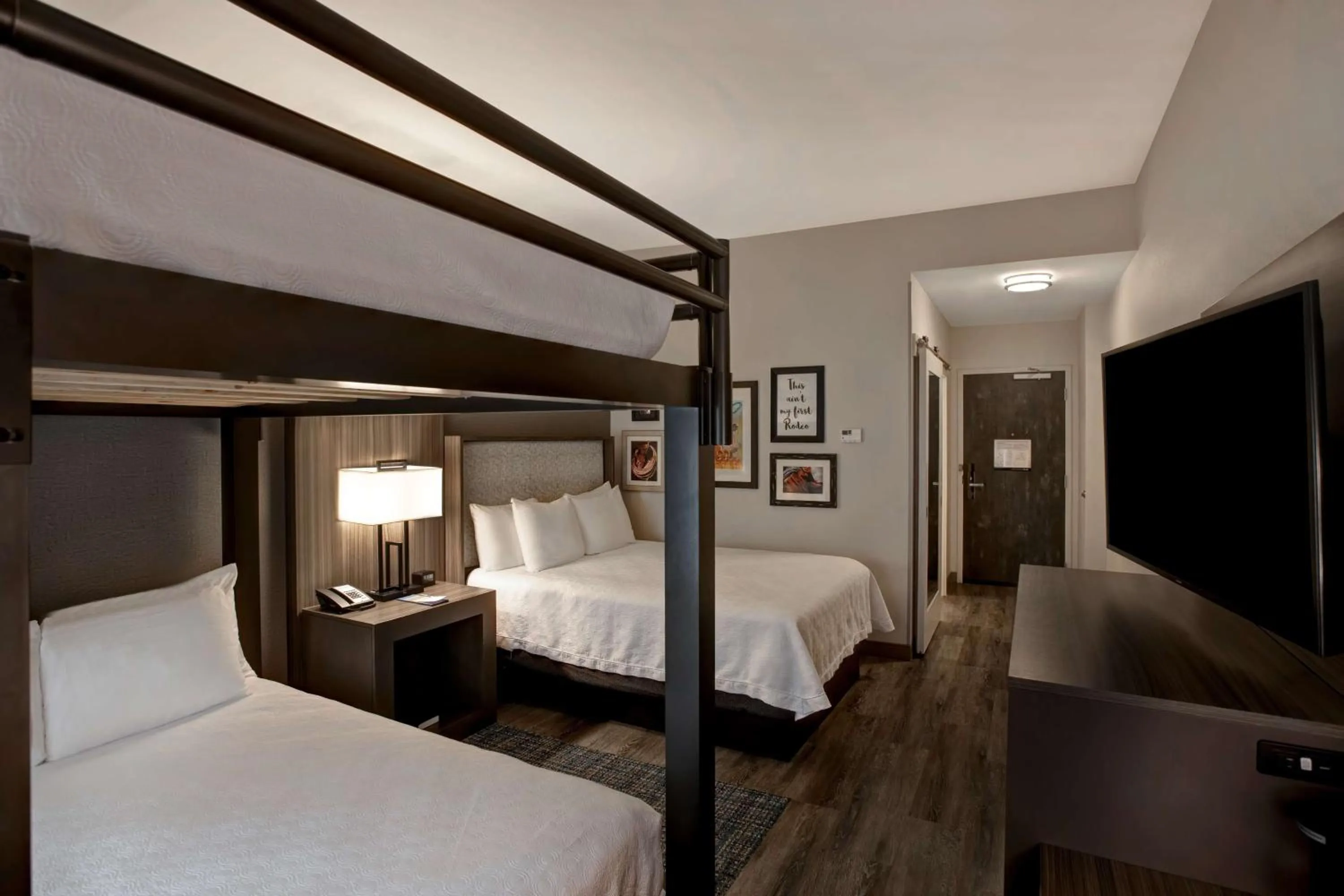 Bed in Hampton Inn & Suites San Antonio Riverwalk