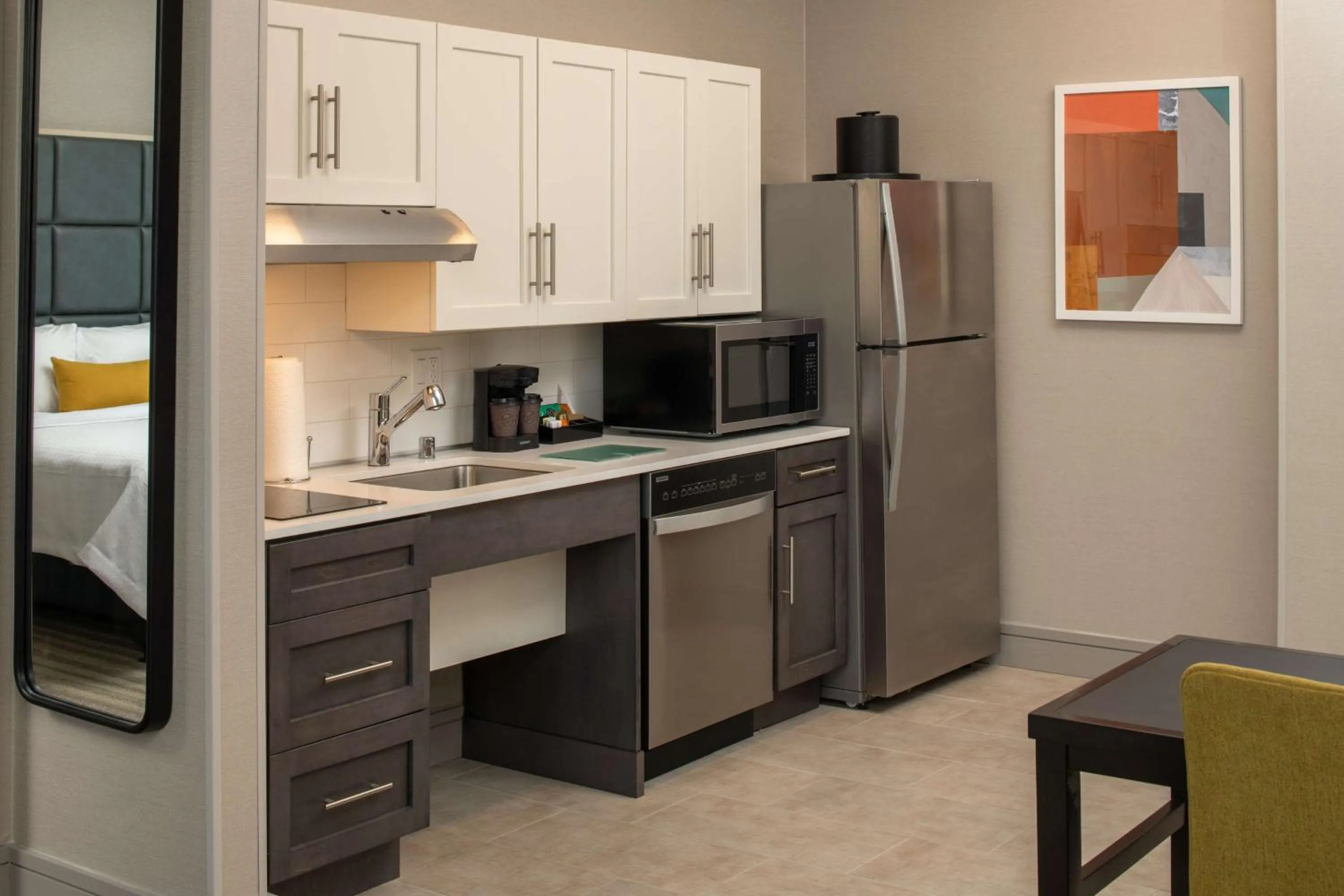 Coffee/tea facilities in Homewood Suites By Hilton Belmont