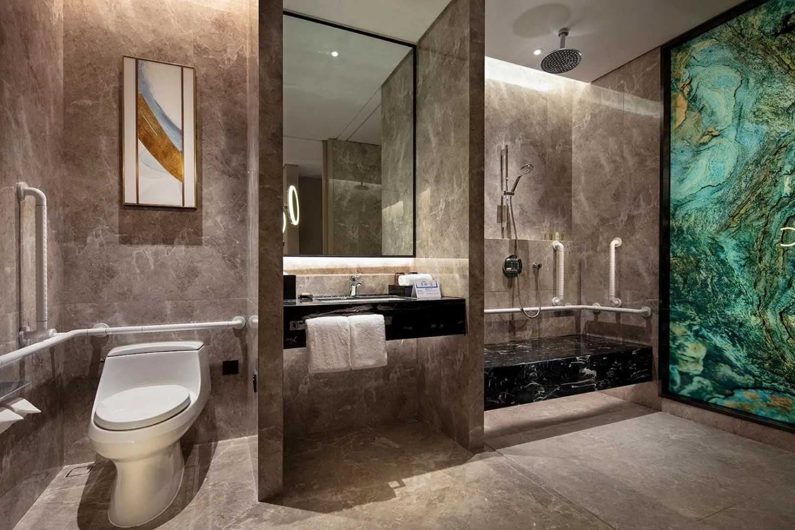 Bathroom in Hilton Taizhou