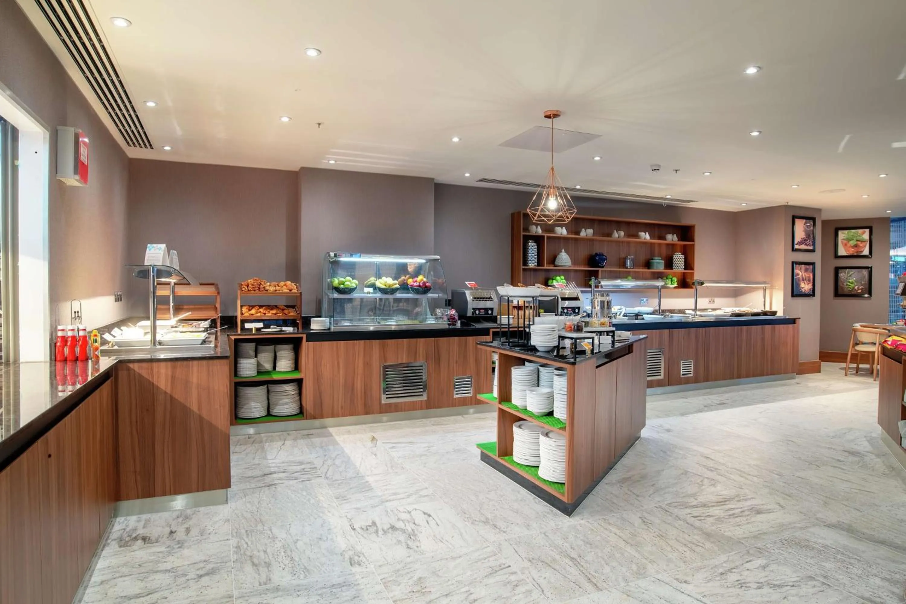 Breakfast in Hilton Garden Inn London Heathrow Terminal 2 and 3