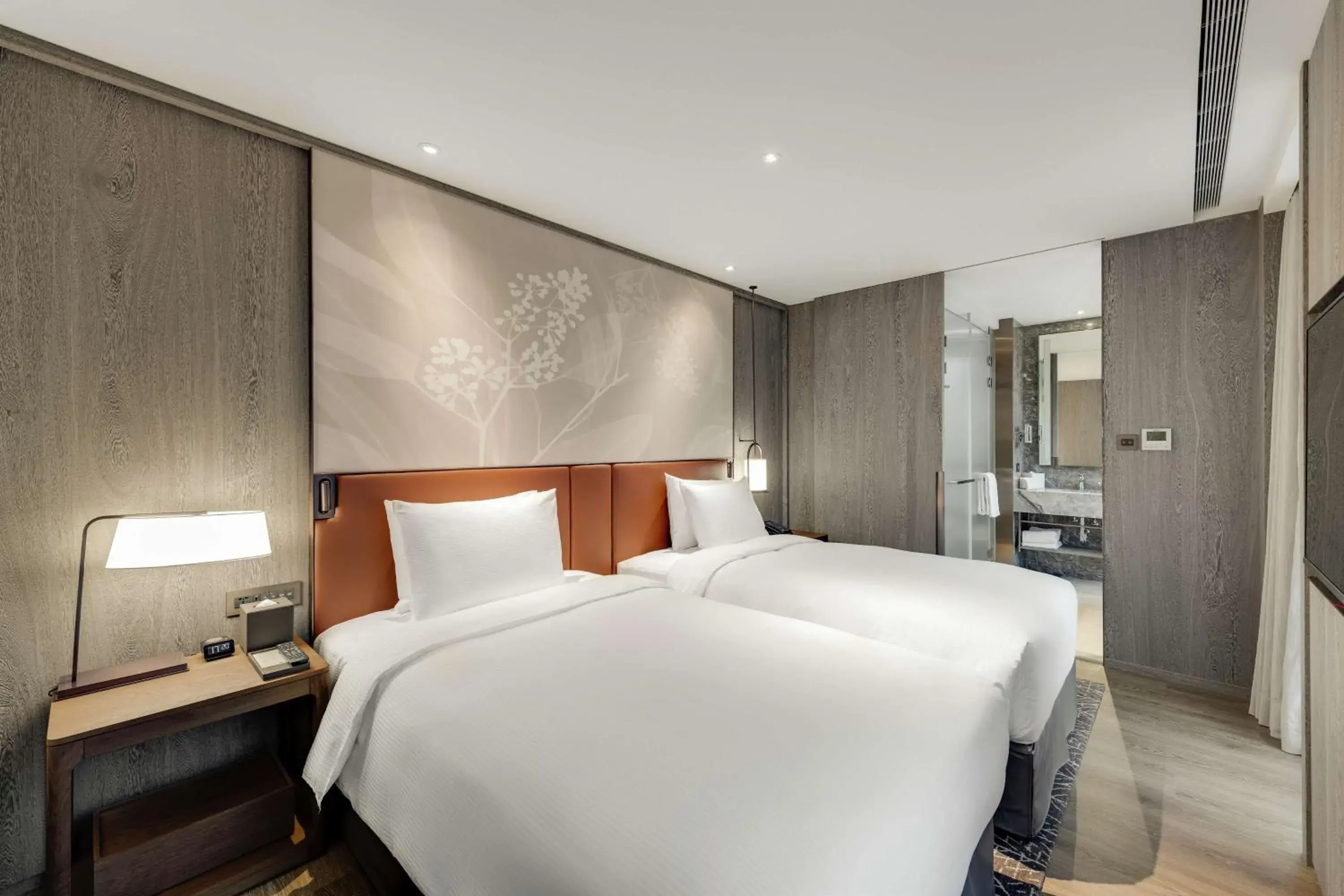Corner Suite with Two Single Beds in DoubleTree by Hilton Taipei Zhongshan Corner Suite with Two Single Beds in DoubleTree by Hilton Taipei Zhongshan