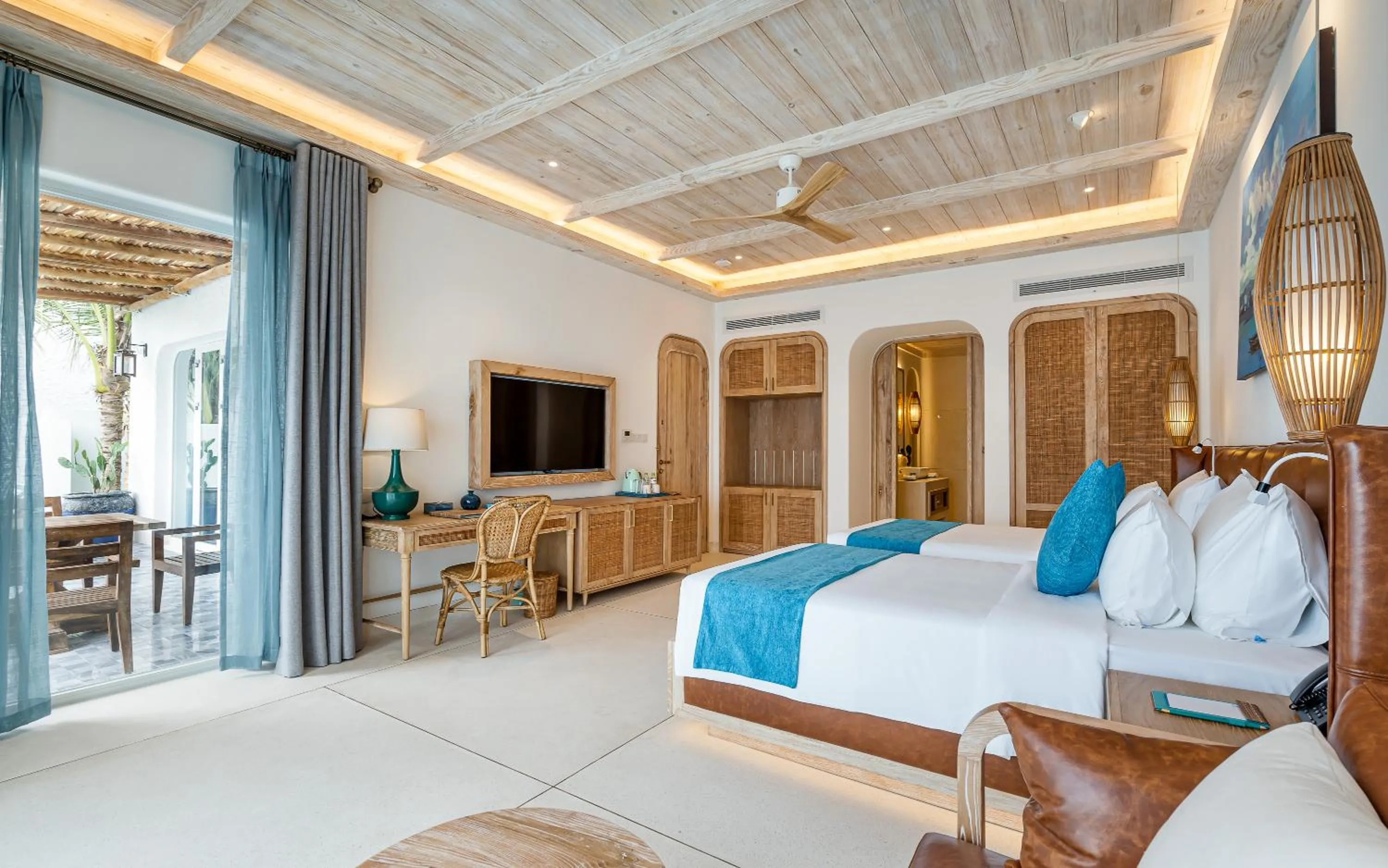 Photo of the whole room, Bed in Stelia Beach Resort