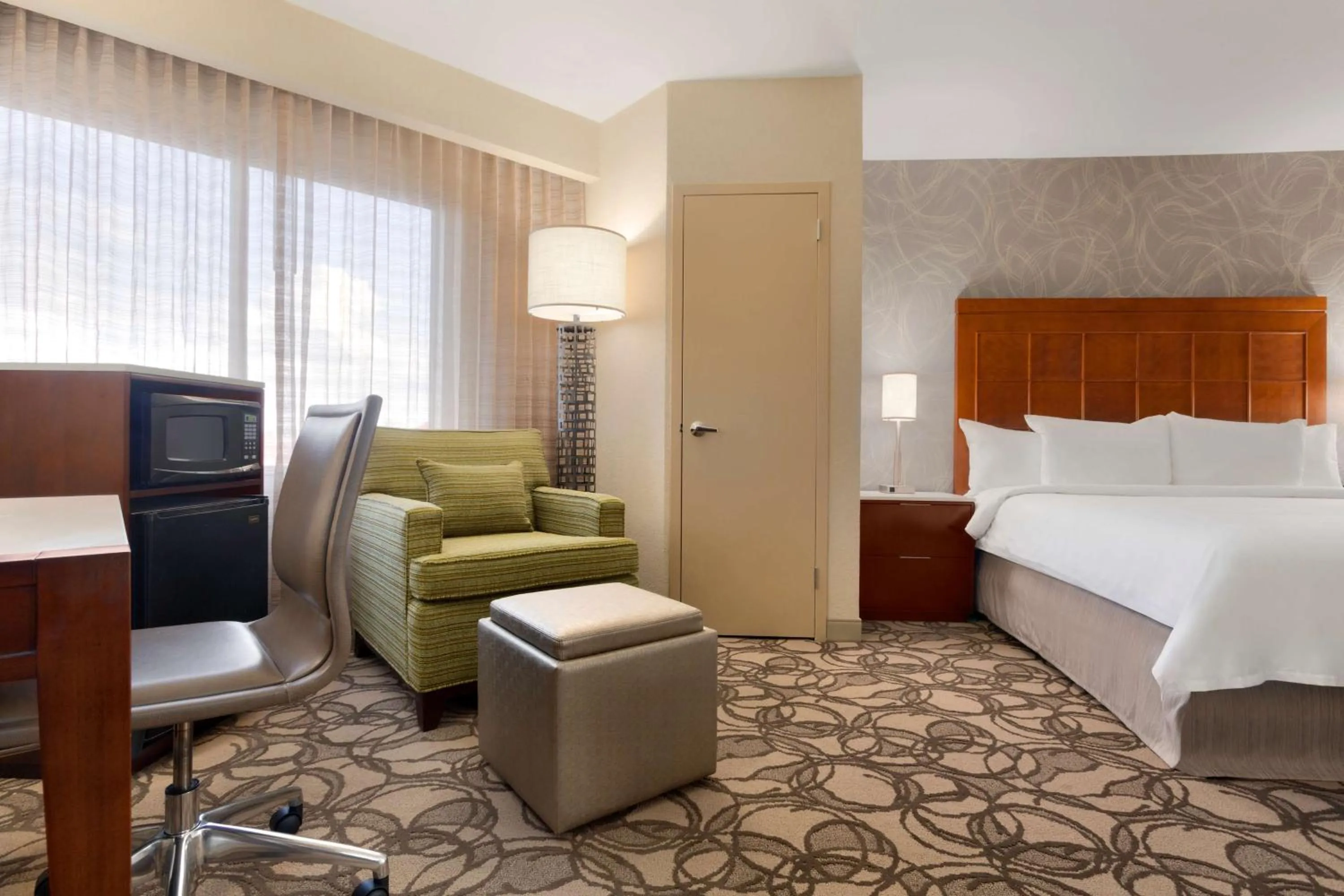 Bedroom, Bed in Embassy Suites San Antonio Airport