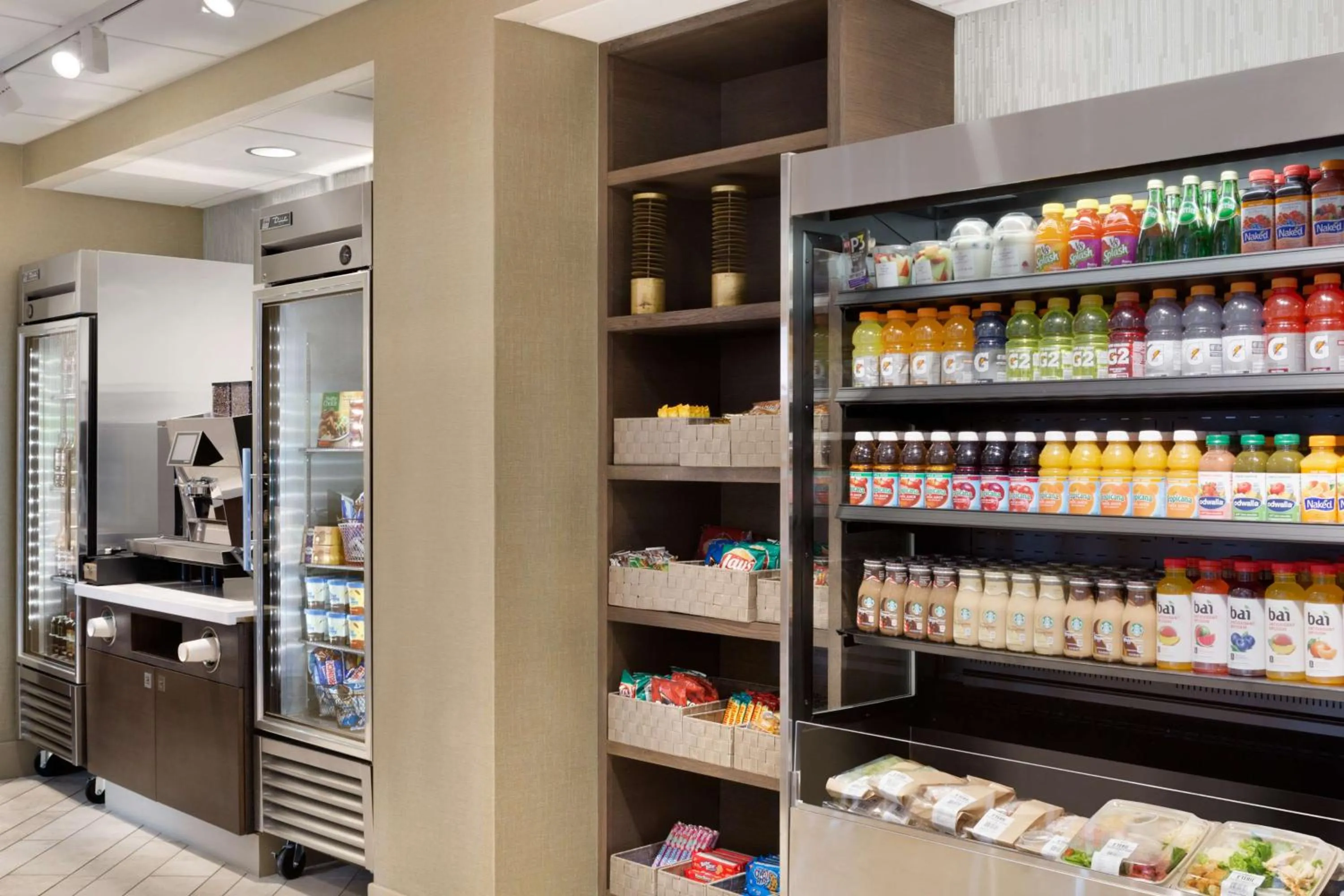 Restaurant/places to eat in Embassy Suites San Antonio Airport