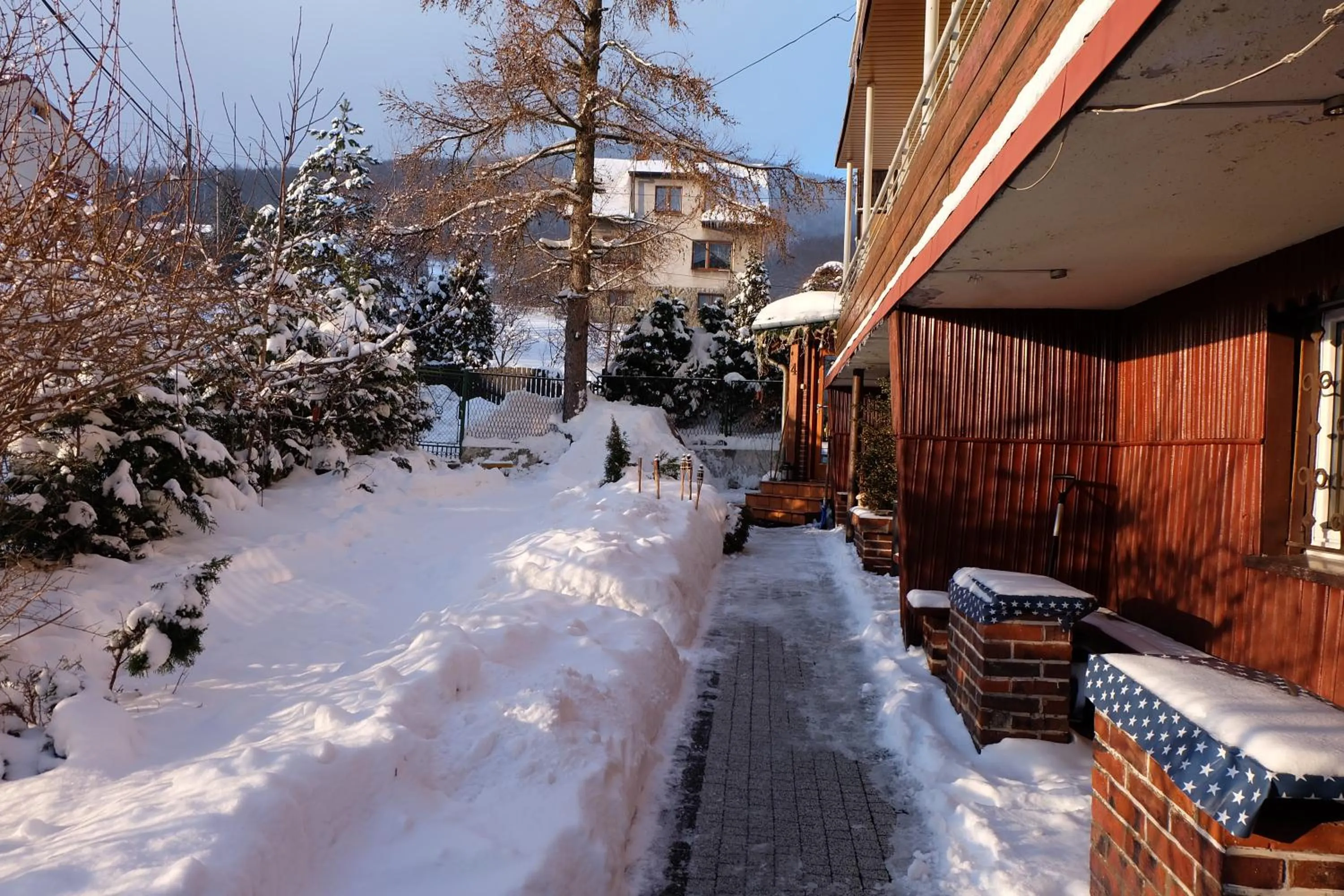 Property building in Willa Pod Aniołem - Pokoje Gościnne & Apartamenty z widokiem na góry