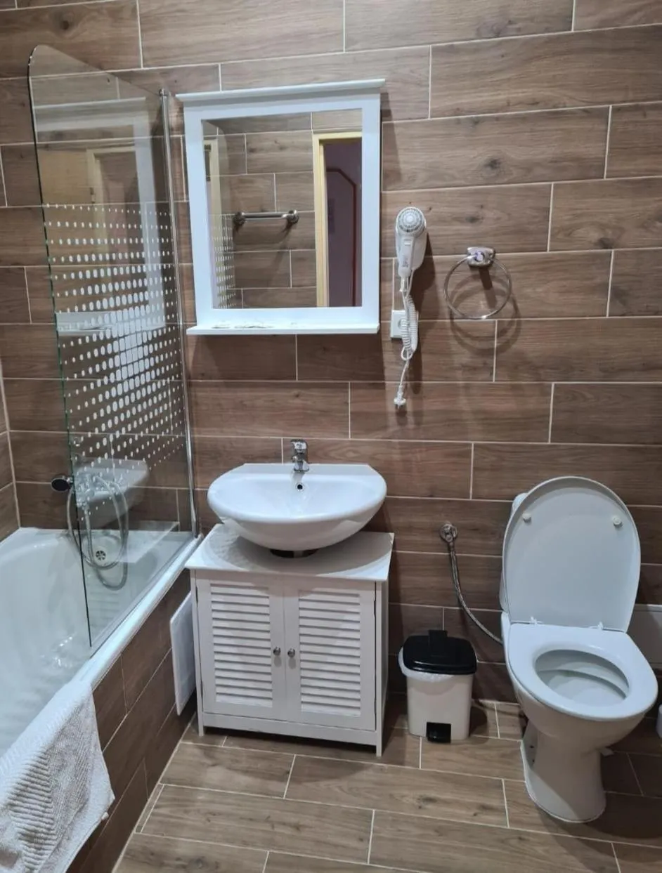 Shower in Hotel Montenegro