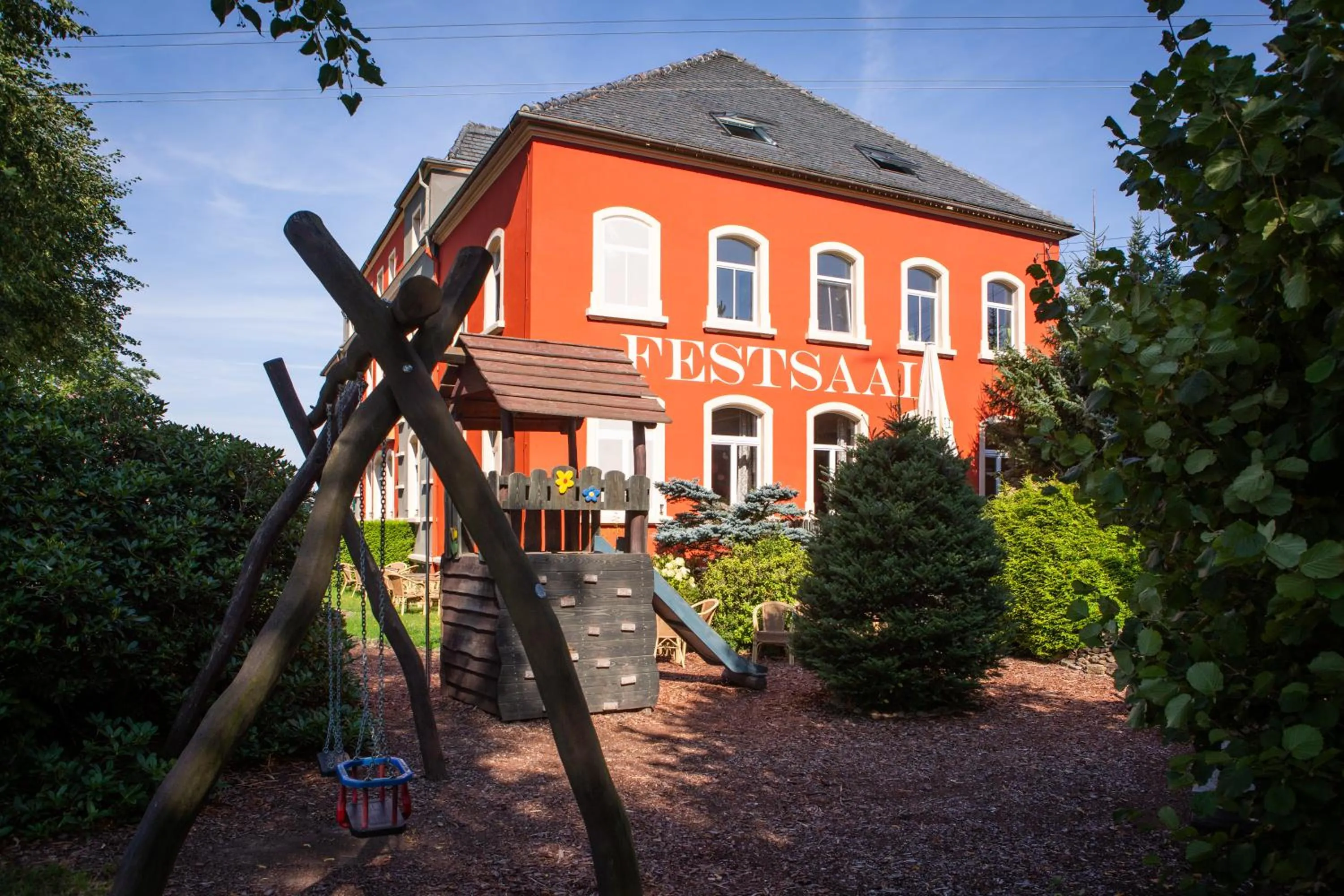 Property building in Jägerhof Putzkau