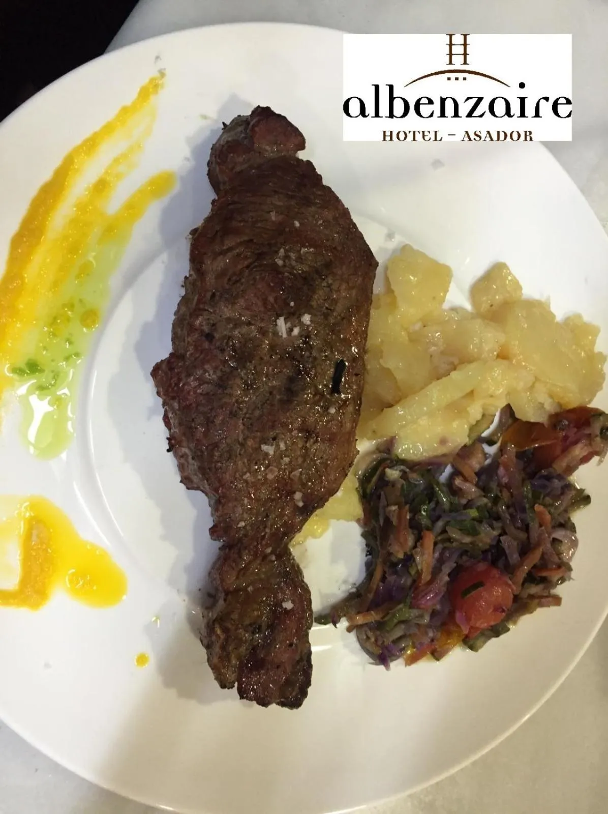 Food in Albenzaire Hotel Asador