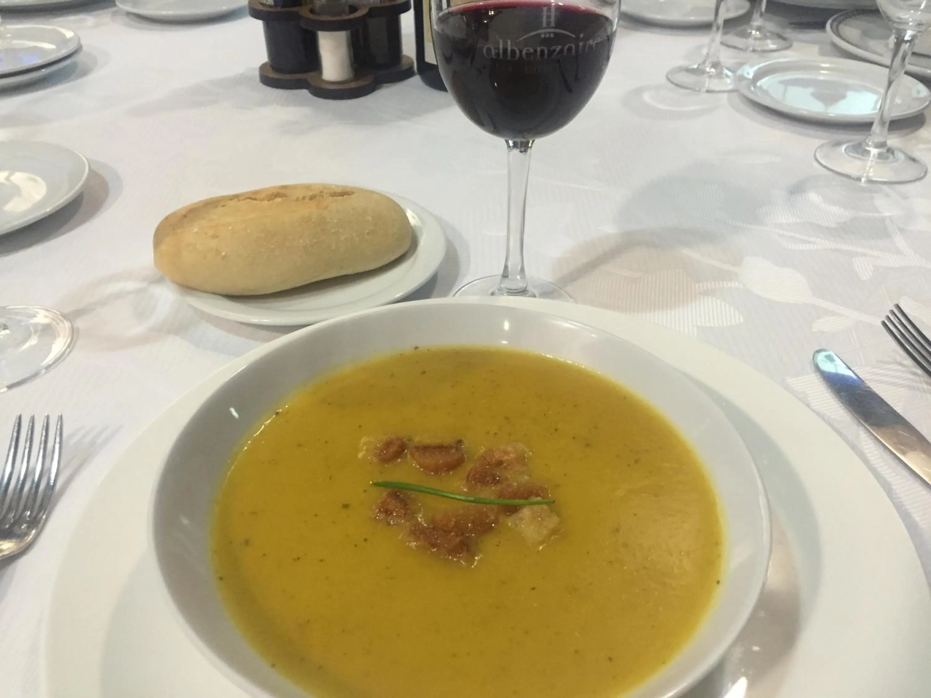 Food in Albenzaire Hotel Asador