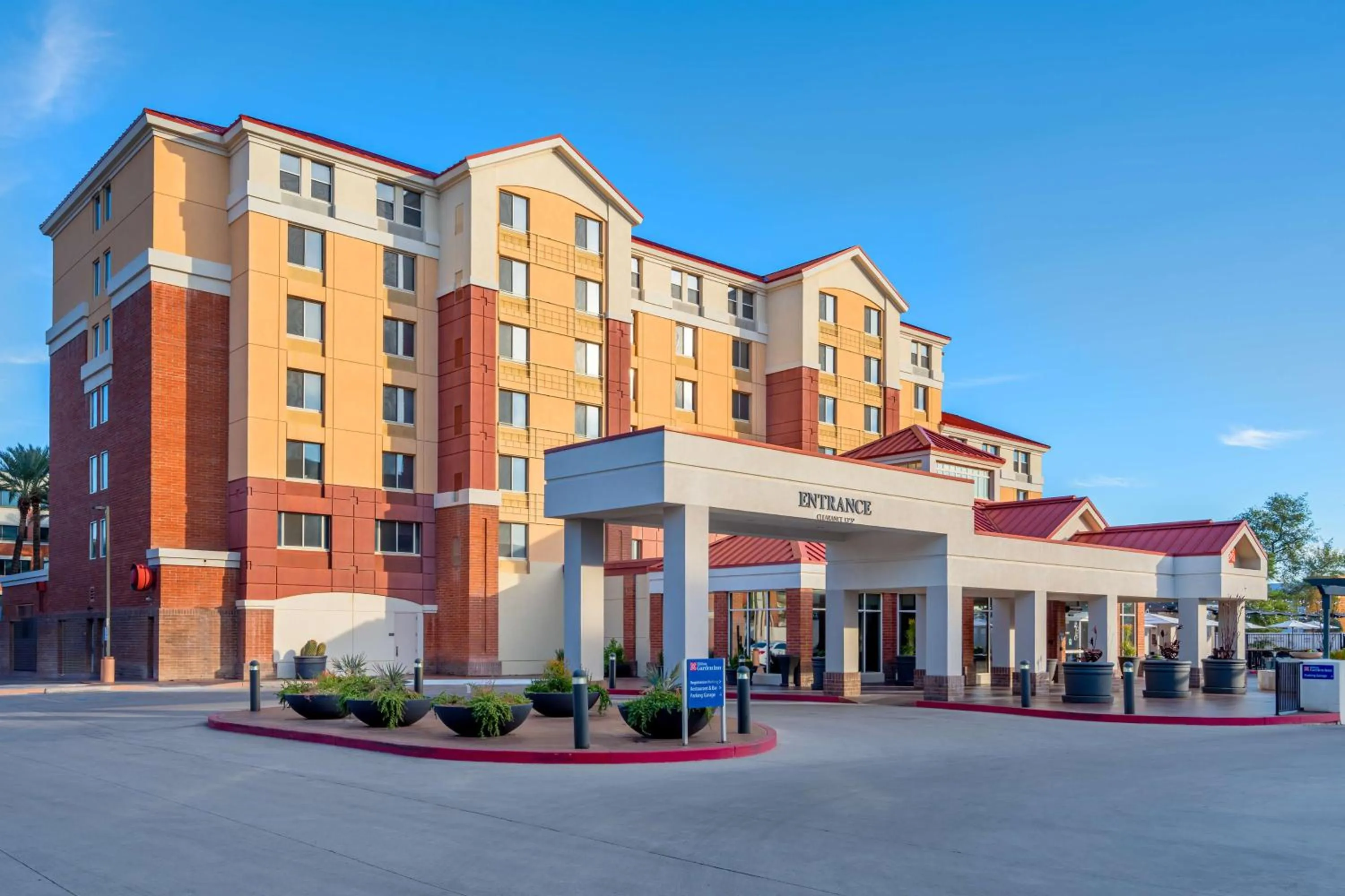 Property building in Hilton Garden Inn Scottsdale Old Town