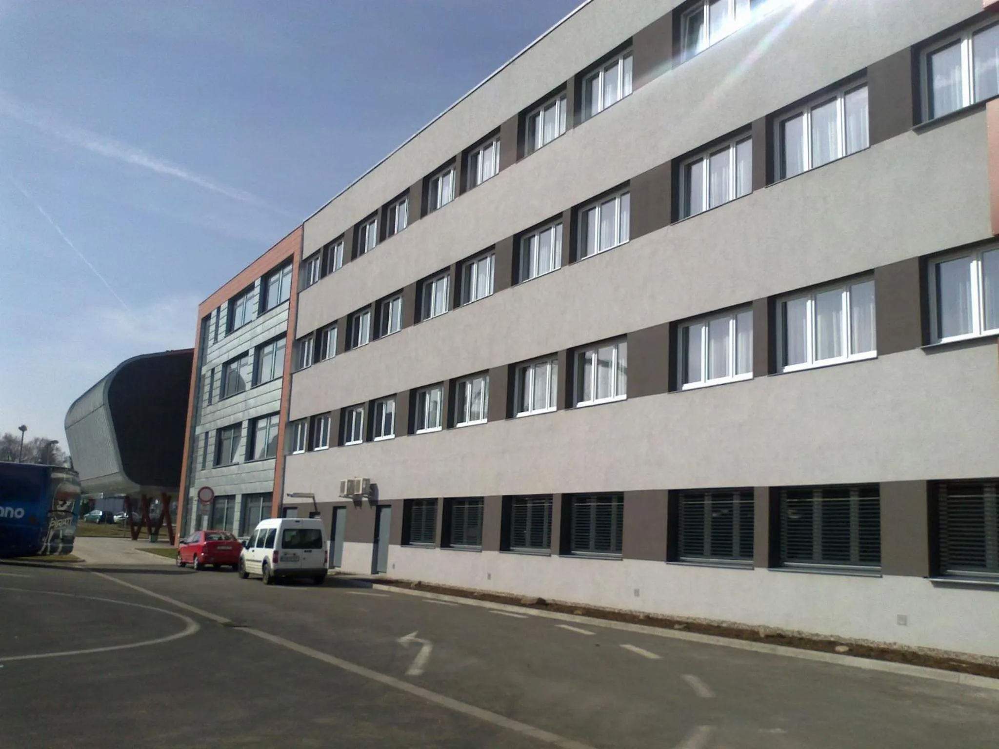 Facade/entrance in Hotel Arena