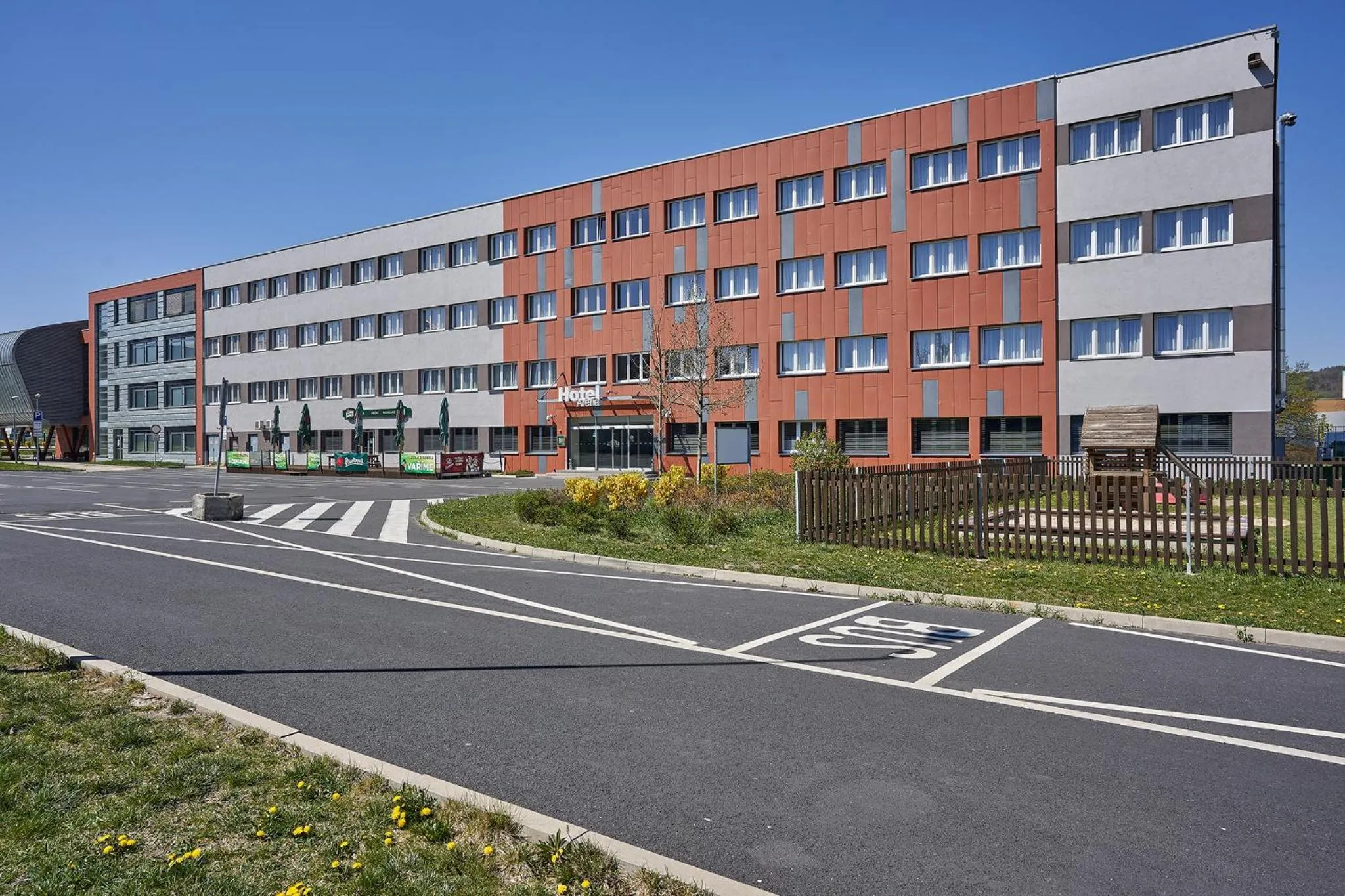 Property building in Hotel Arena