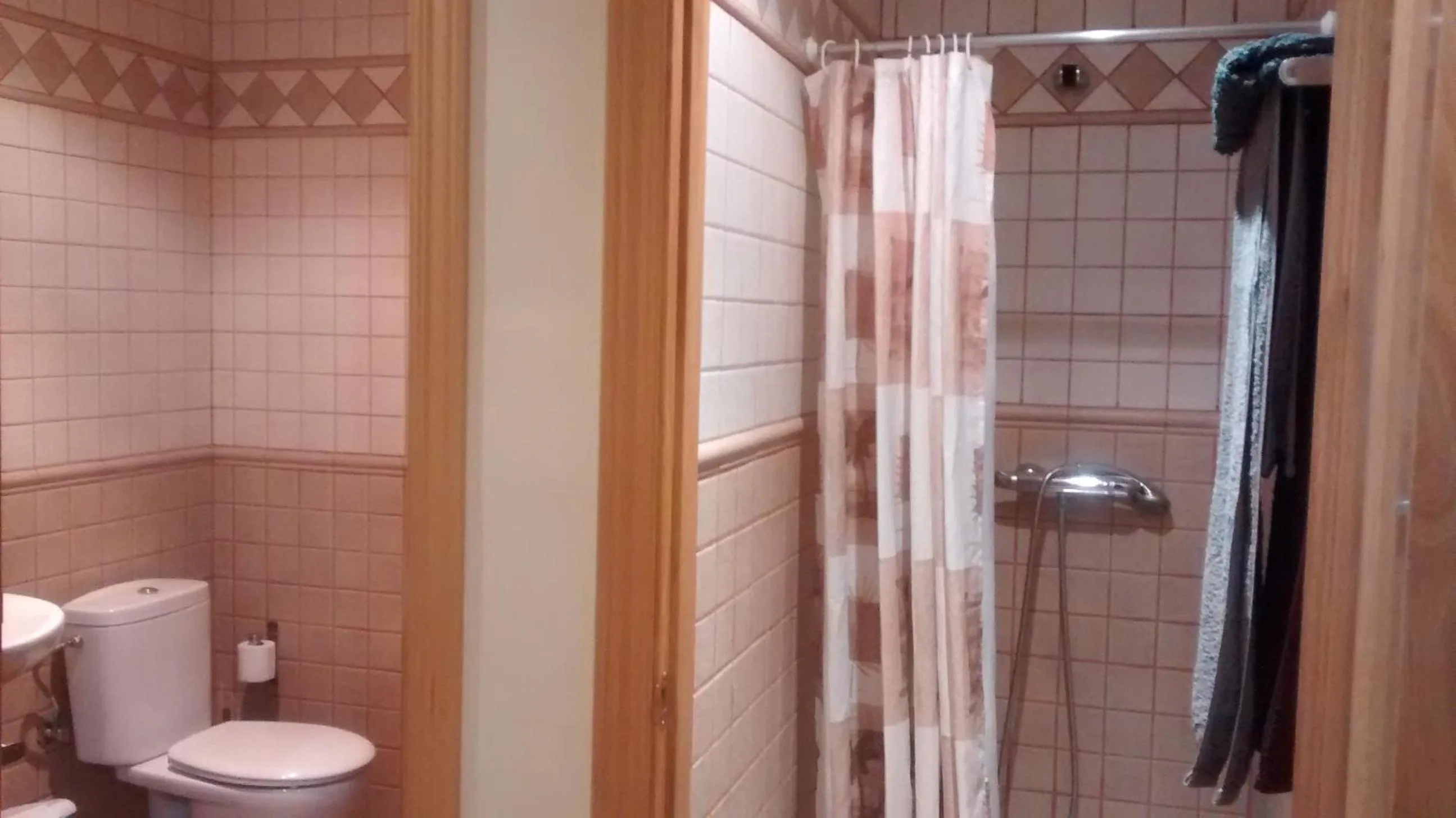 Photo of the whole room in Hostal Sant Roc