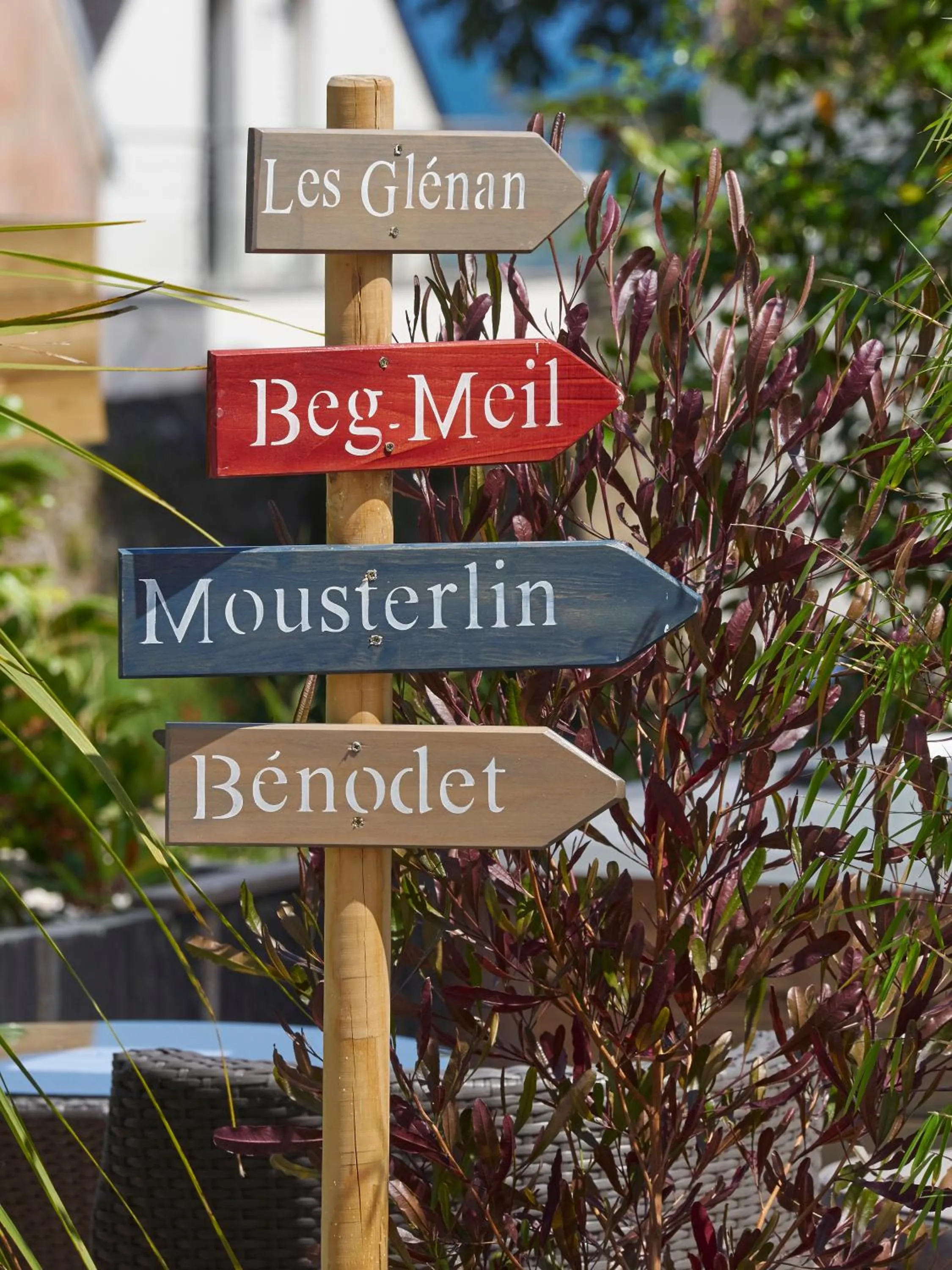 Logo/Certificate/Sign in Logis Hotel Belle-Vue