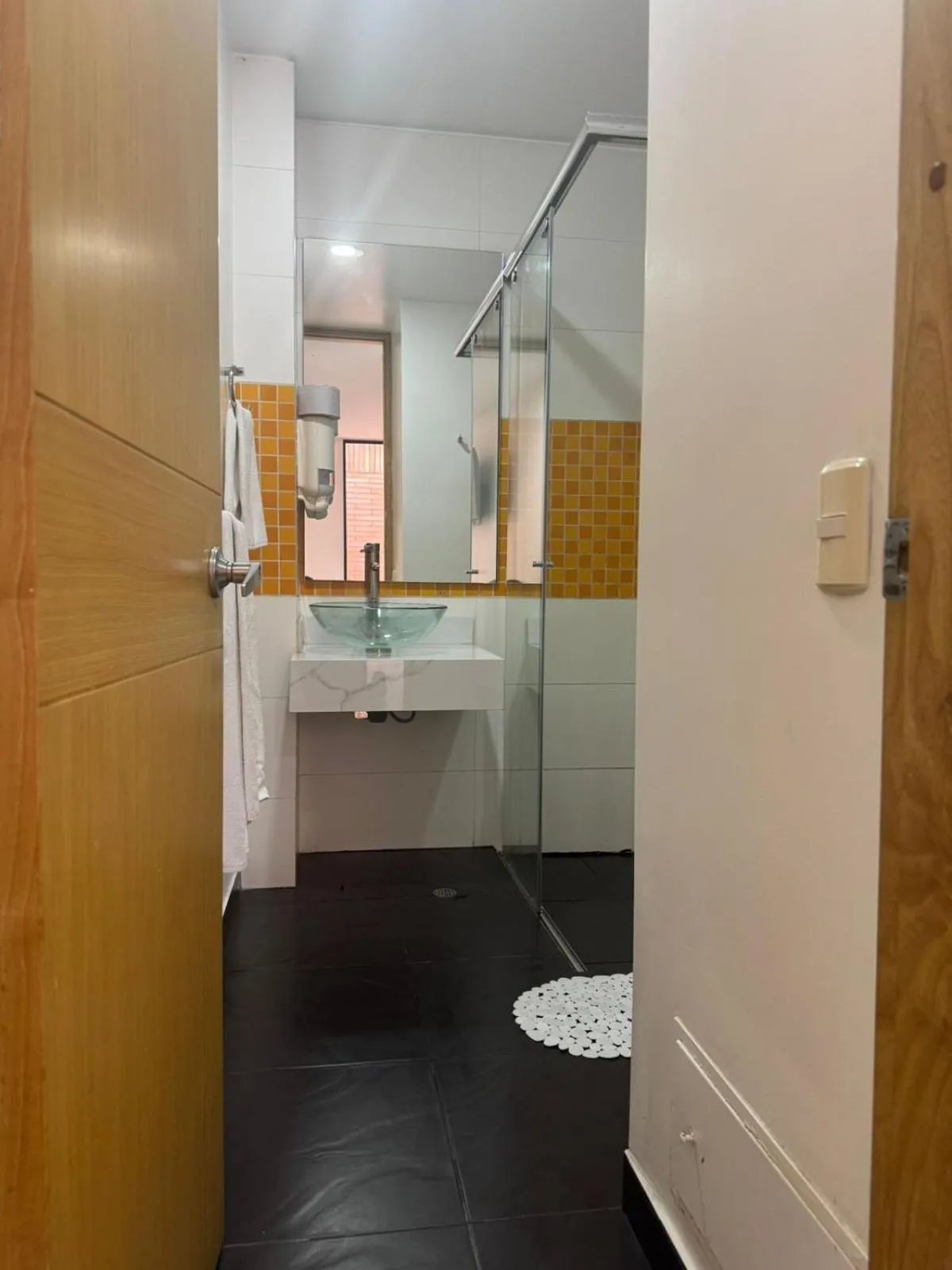 Shower in Hotel Dorado Ferial