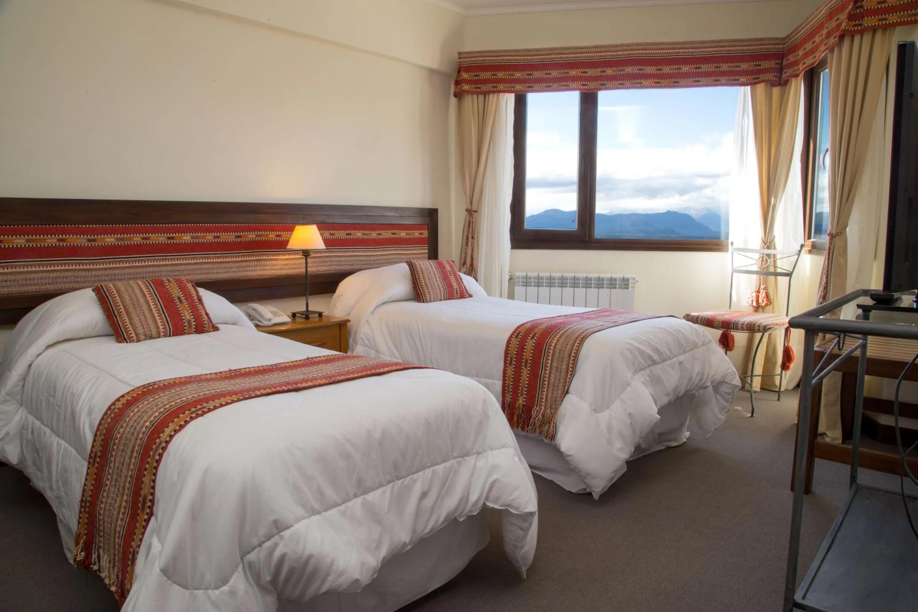 Day, Bed in Hotel Cottbus