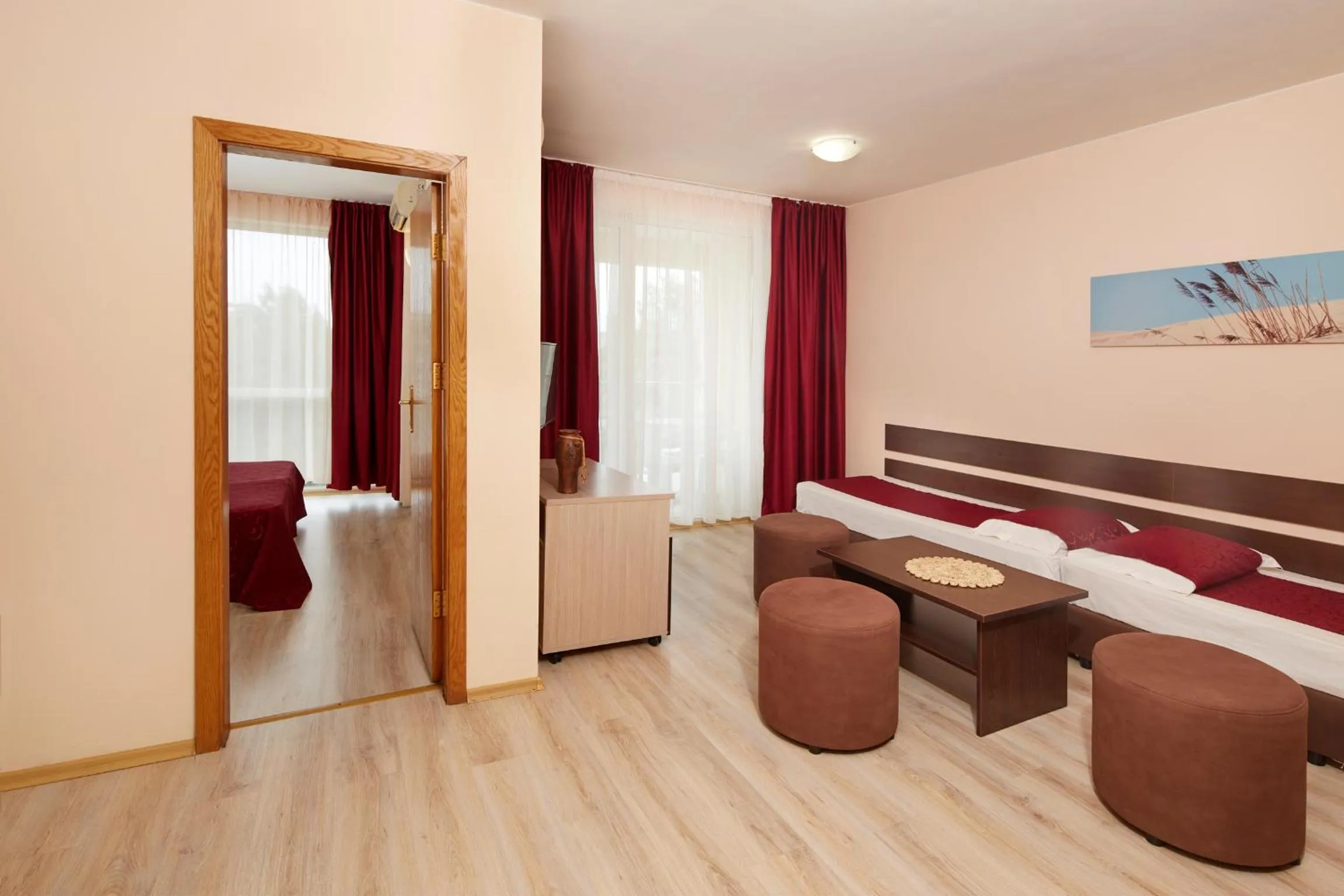 Property building in Apart Hotel Vechna R