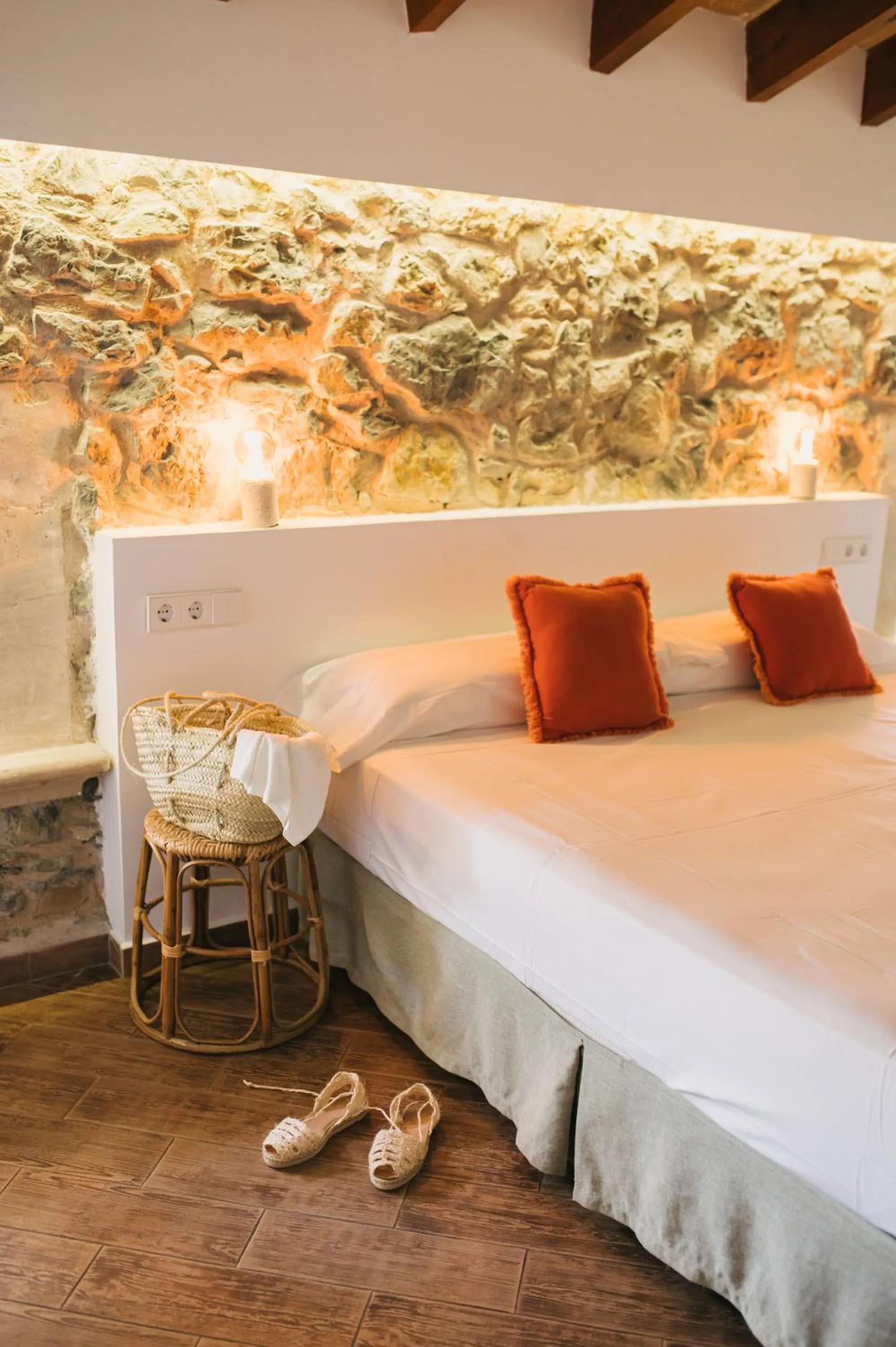 Bed in Curolla Petit Hotel