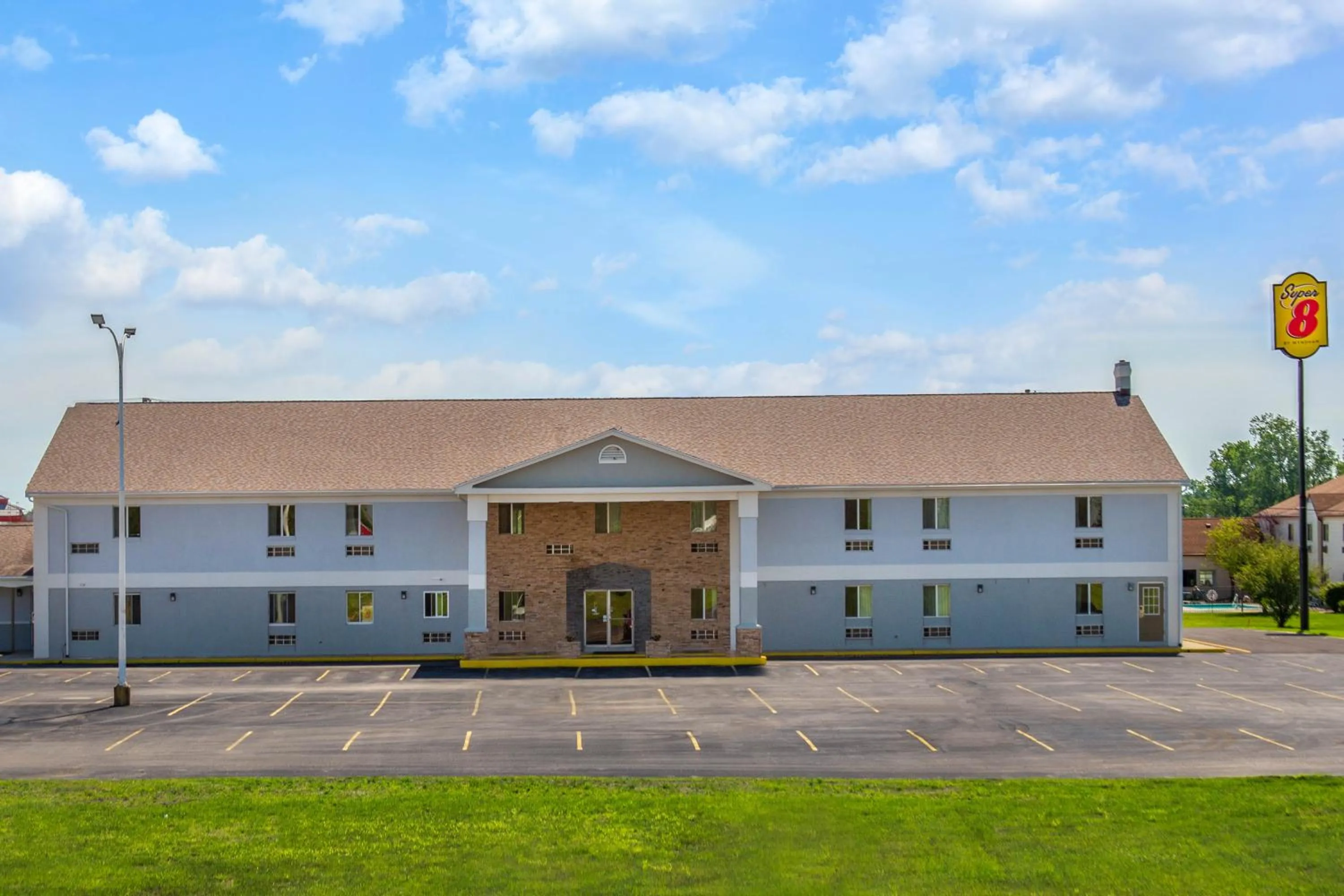 Property building in Travel Inn Of Sidney Ohio