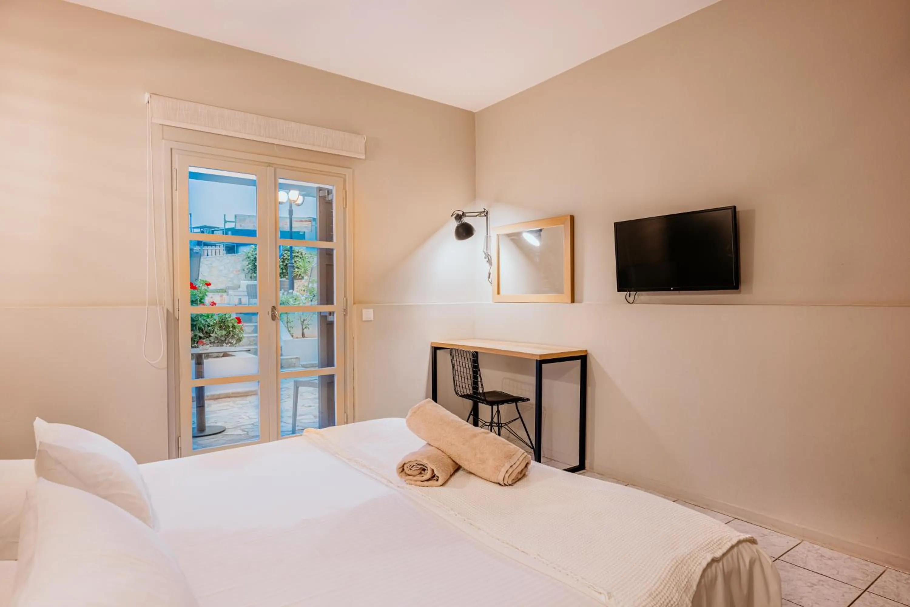 Bedroom, Bed in Iphigenia Mythic Retreat