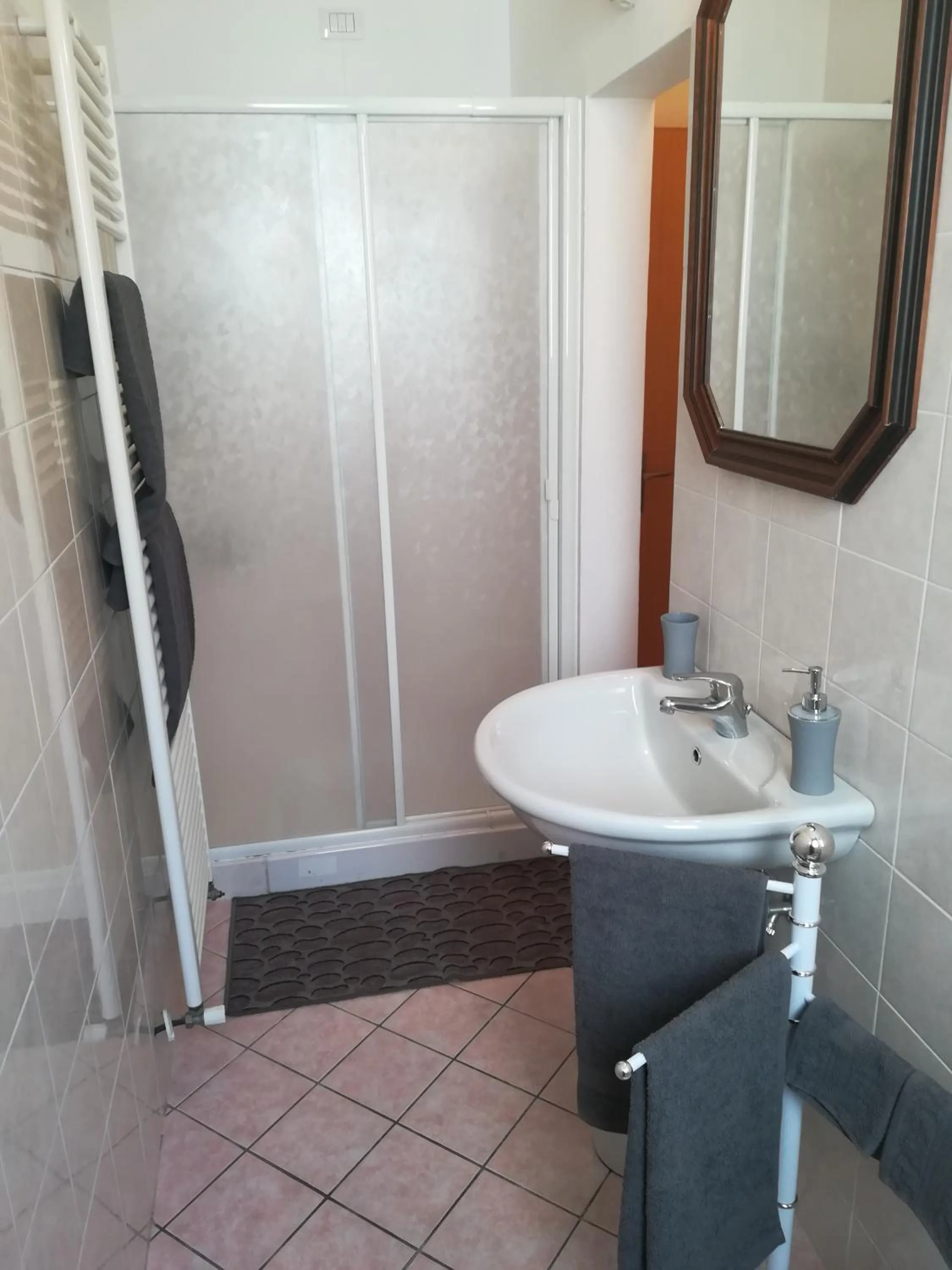 Shower in B&B Traghetto