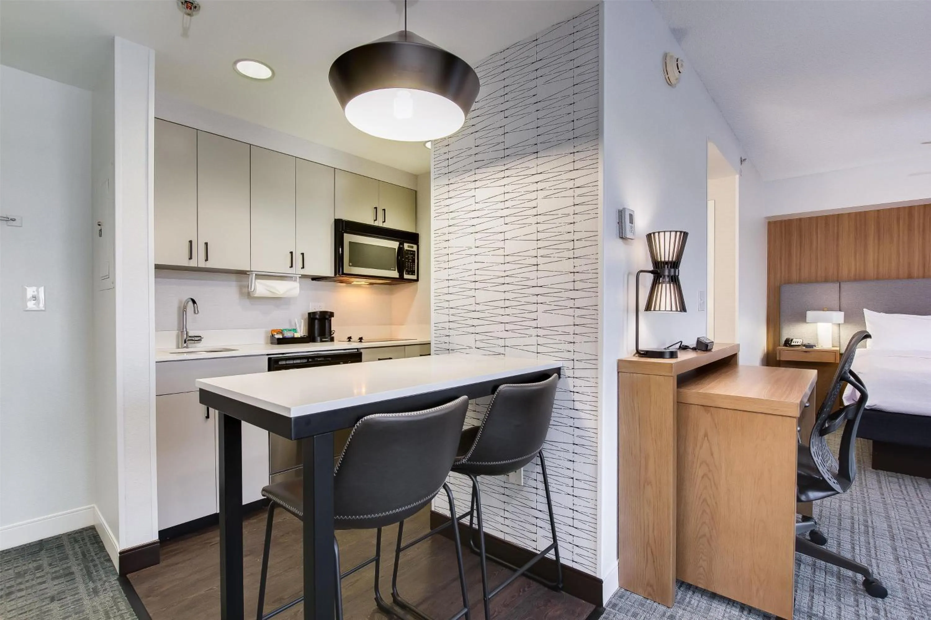 Kitchen or kitchenette in Homewood Suites by Hilton Louisville-East