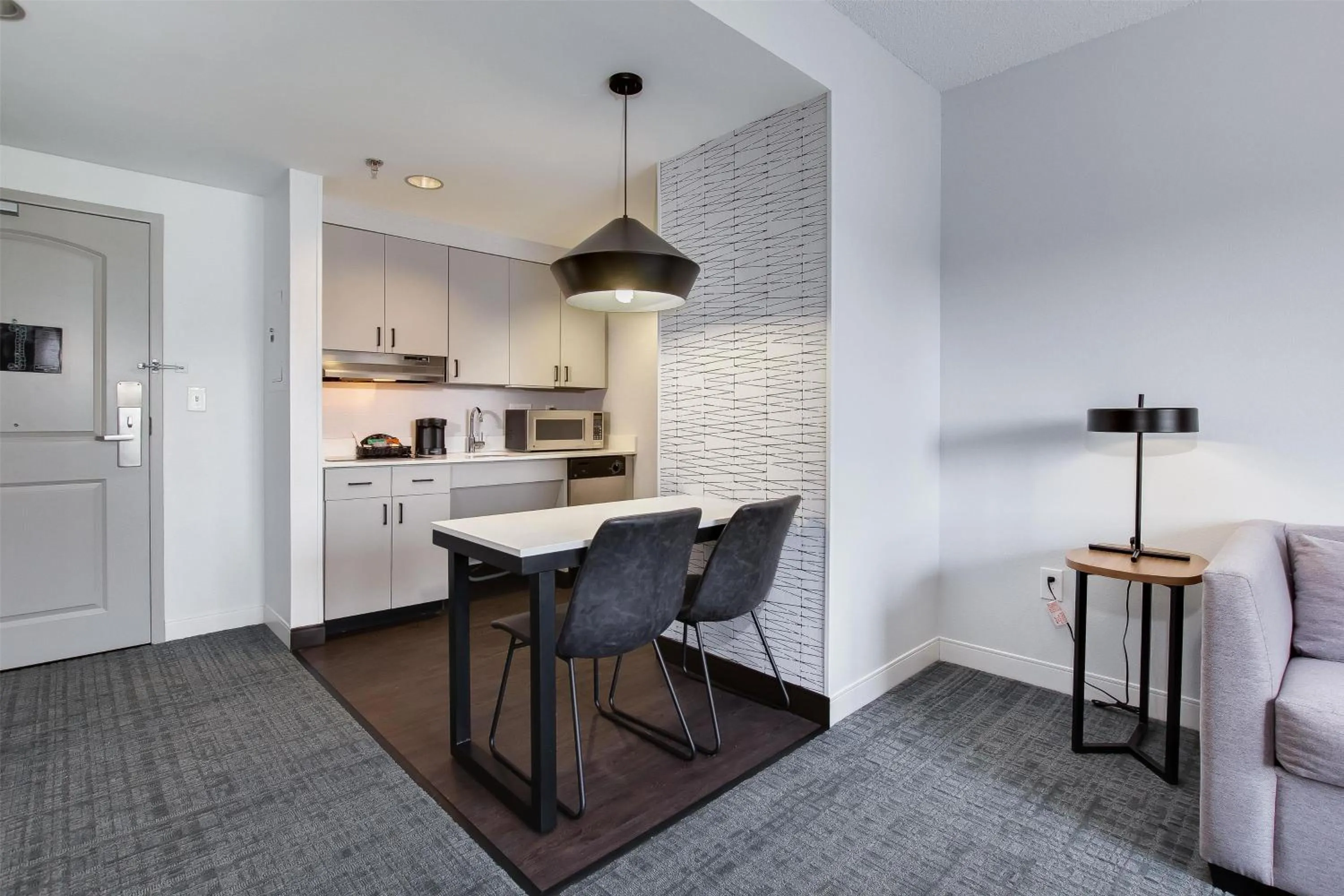 Kitchen or kitchenette in Homewood Suites by Hilton Louisville-East