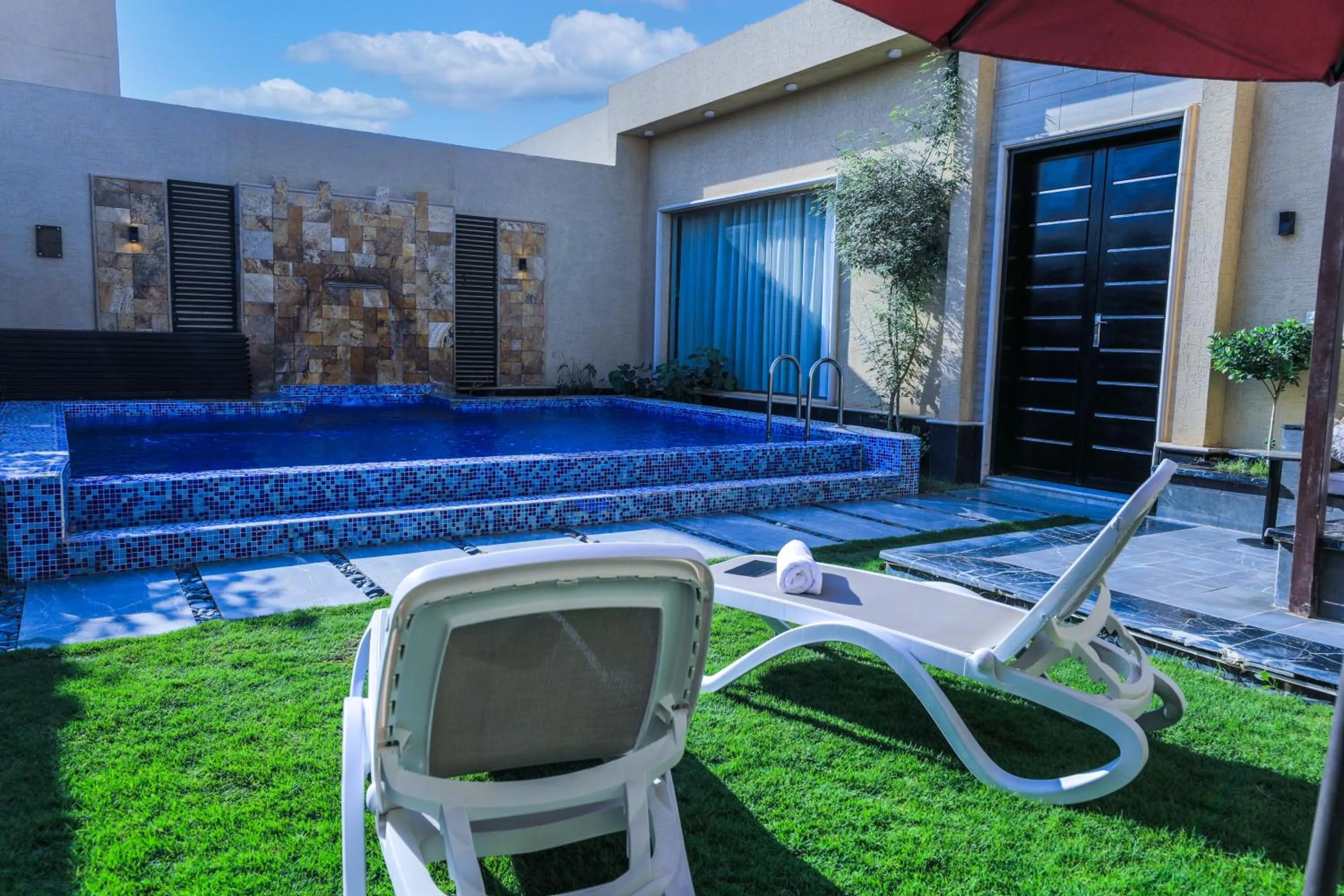 The Corner Hotel Resorts - Riyadh