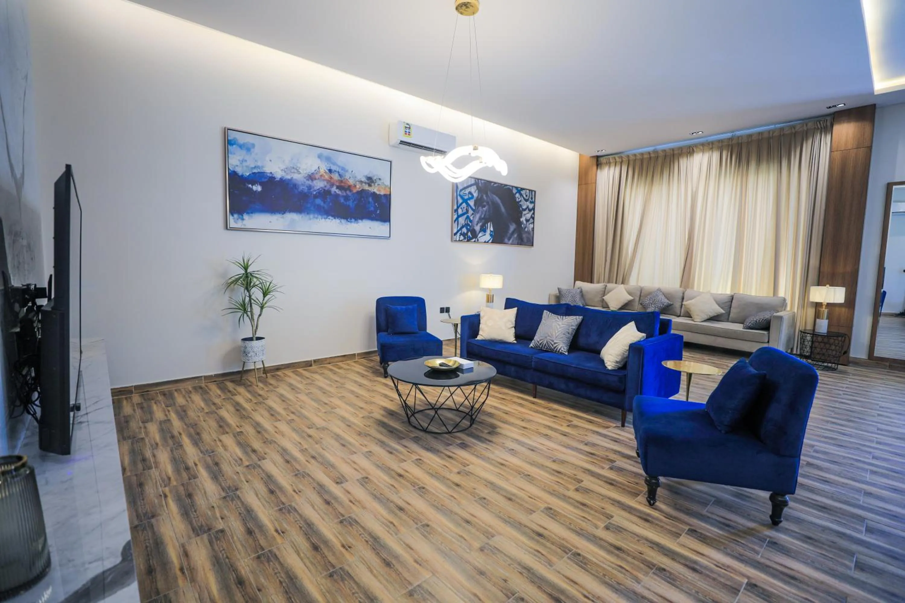 The Corner Hotel Resorts - Riyadh