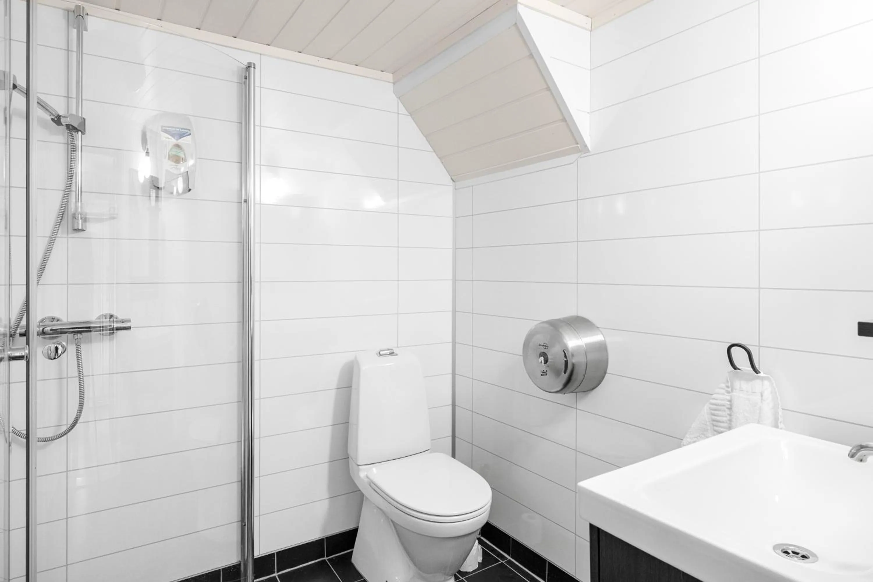 Shower in Namsentunet