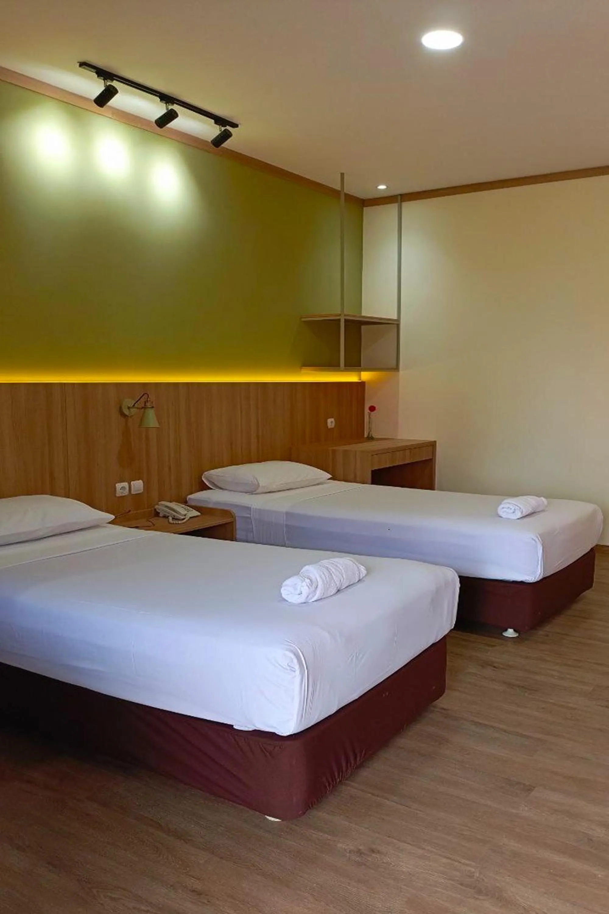 Bed in Citere Resort Hotel