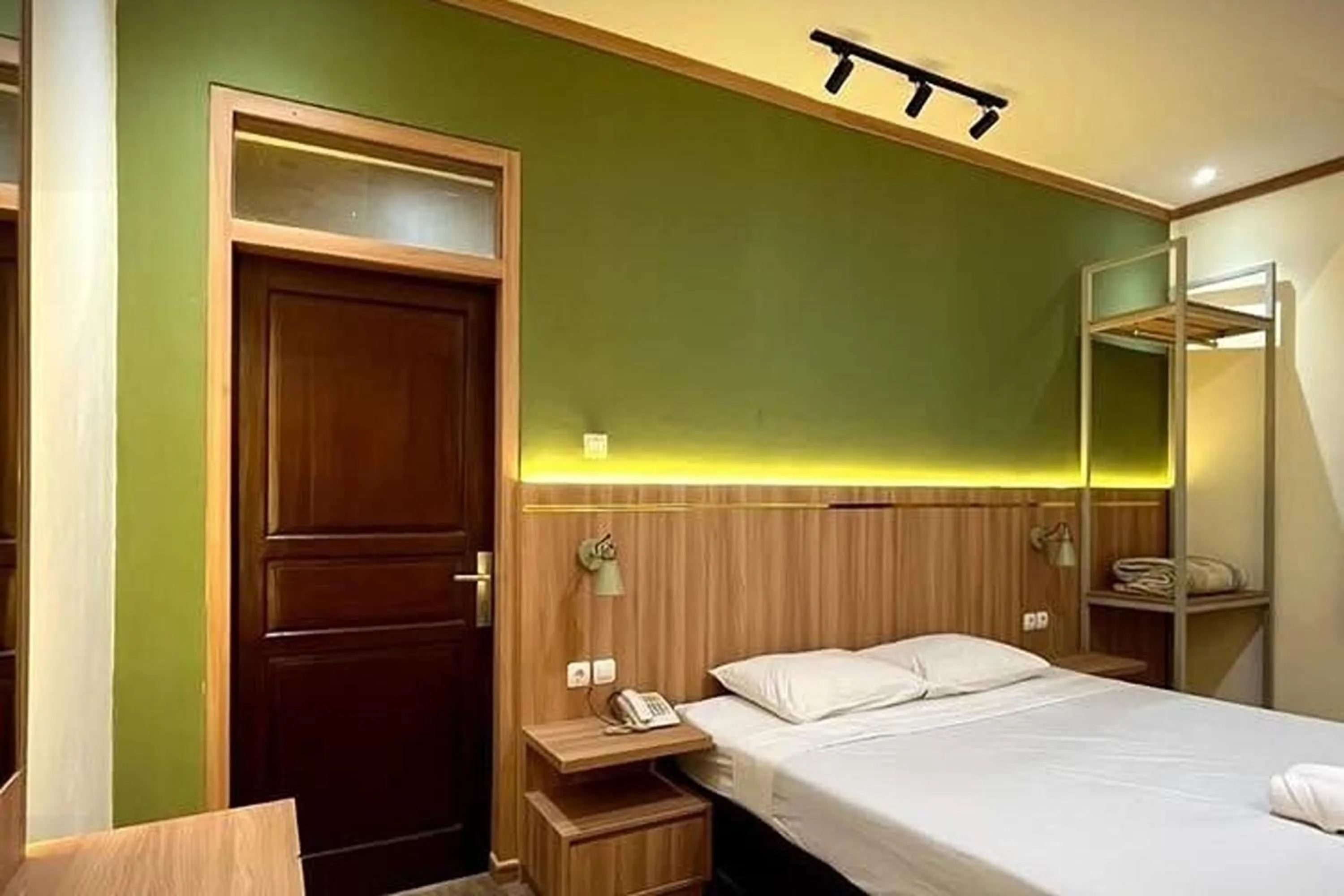 Bed in Citere Resort Hotel