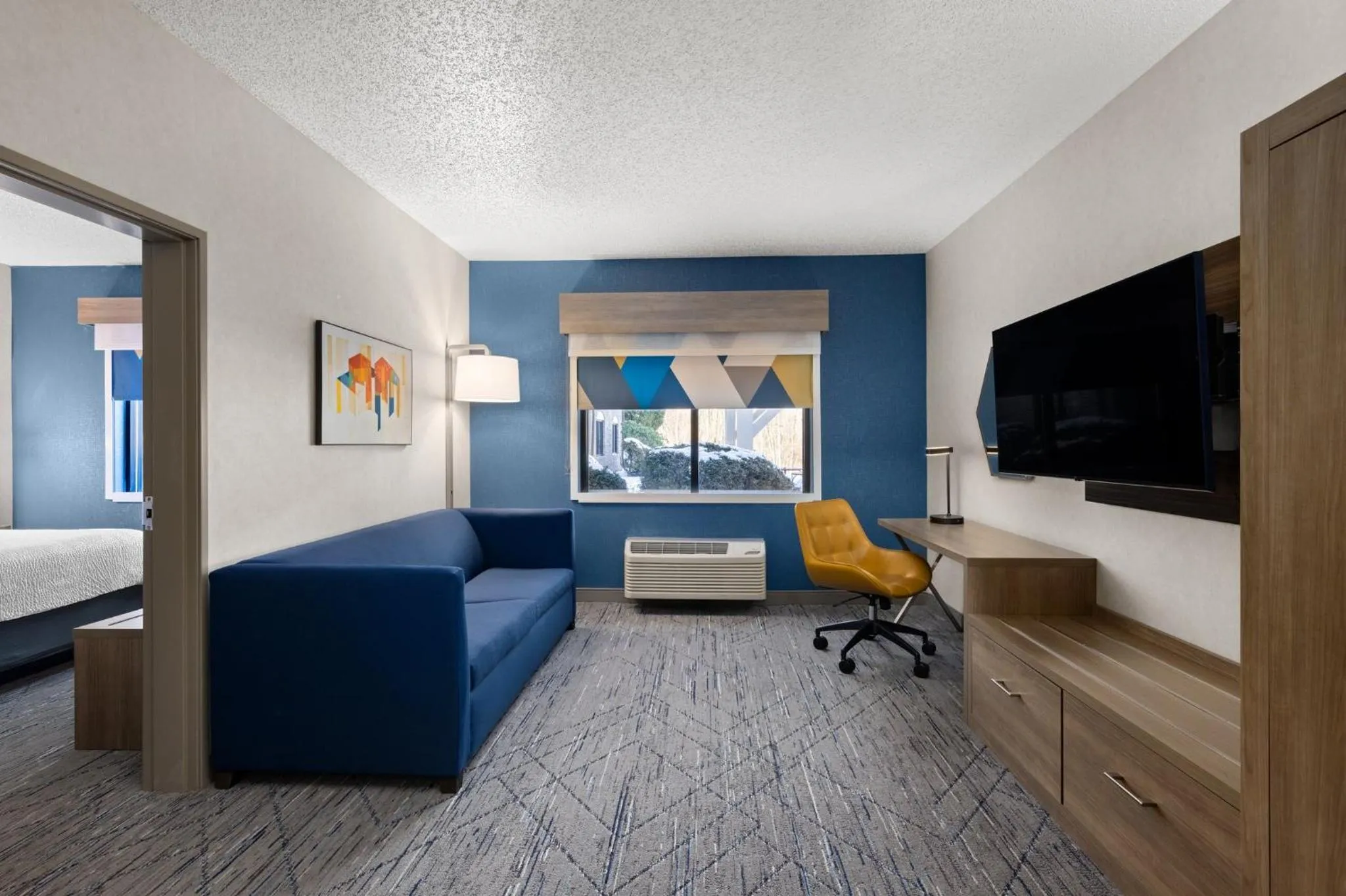 Photo of the whole room in Holiday Inn Express Grove City - Premium Outlet Mall by IHG
