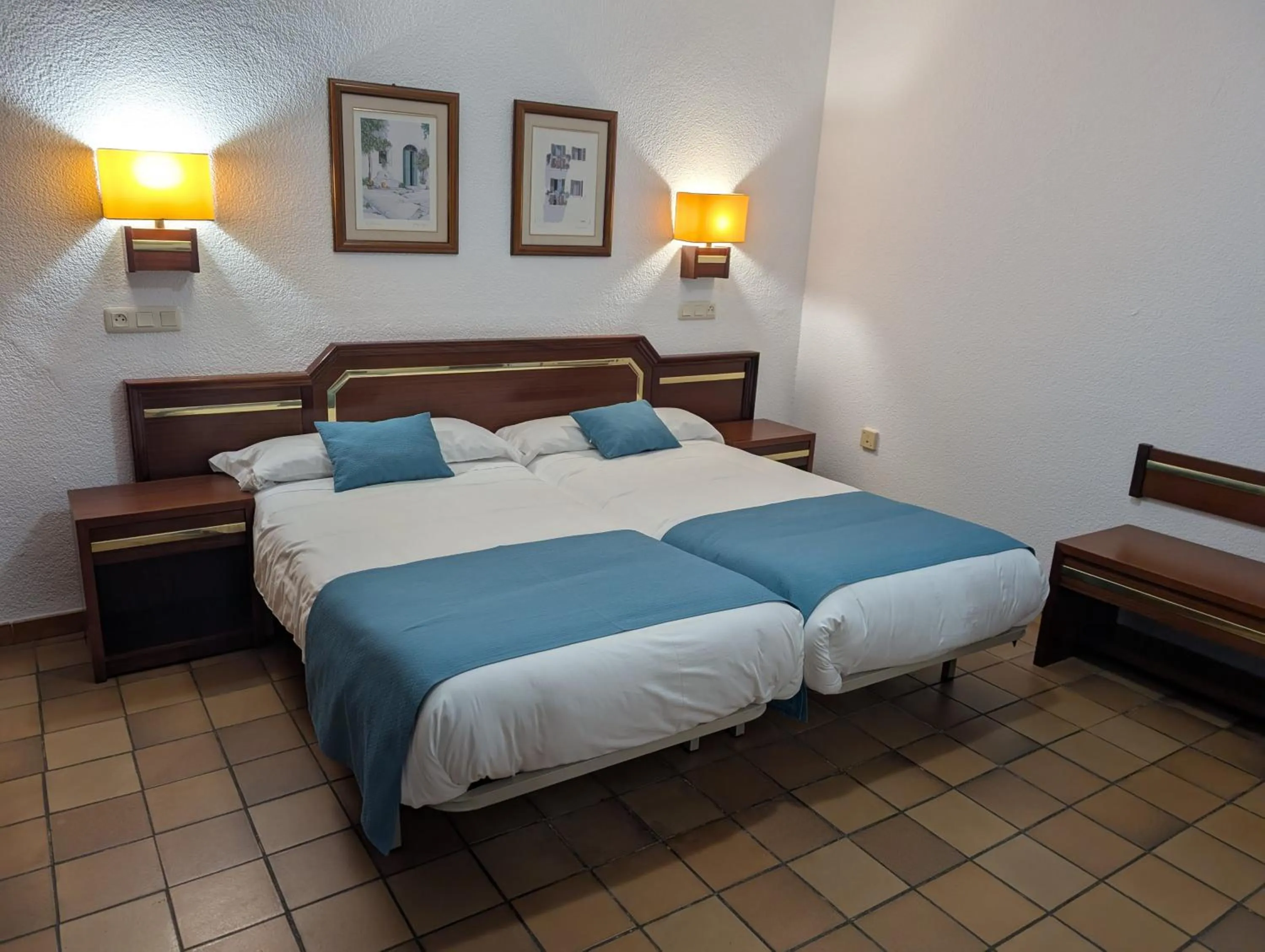 Photo of the whole room, Bed in Hotel Santa María