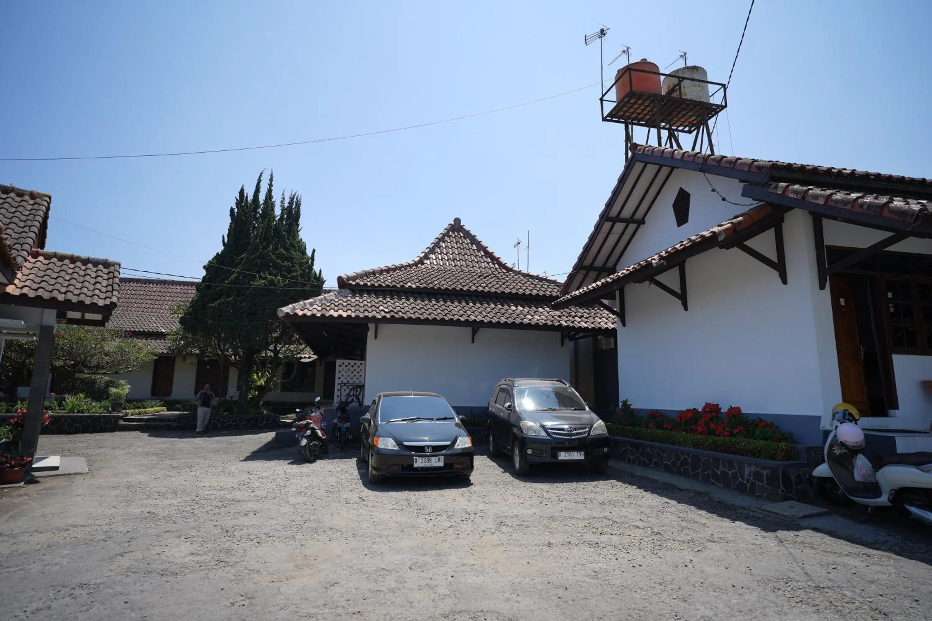 Property building in Hotel Citere II