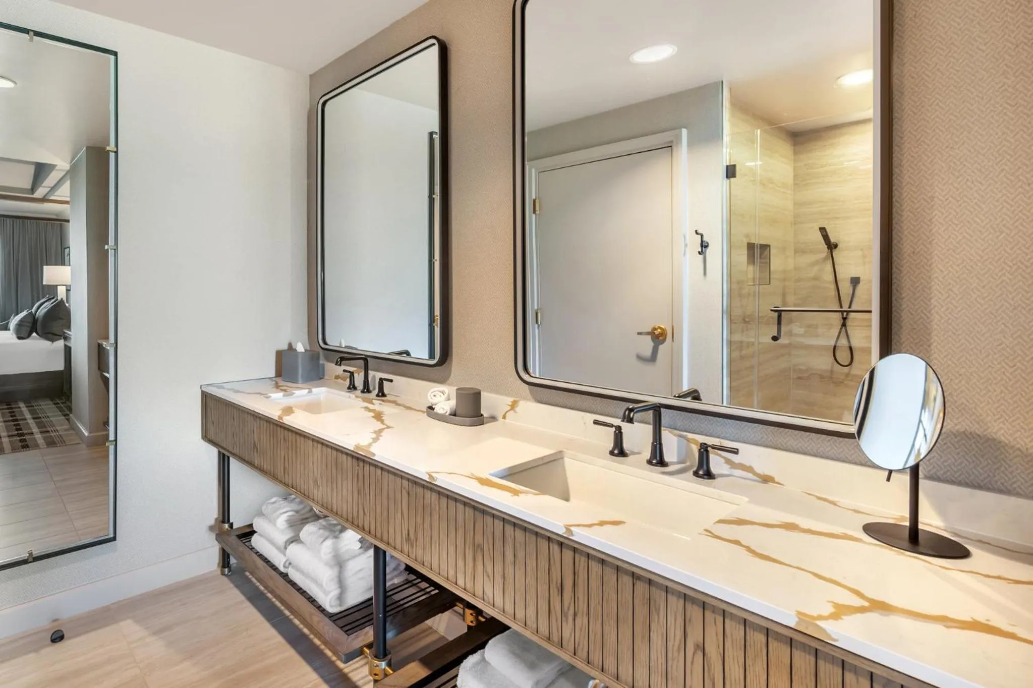 Bathroom in Omni Interlocken Hotel