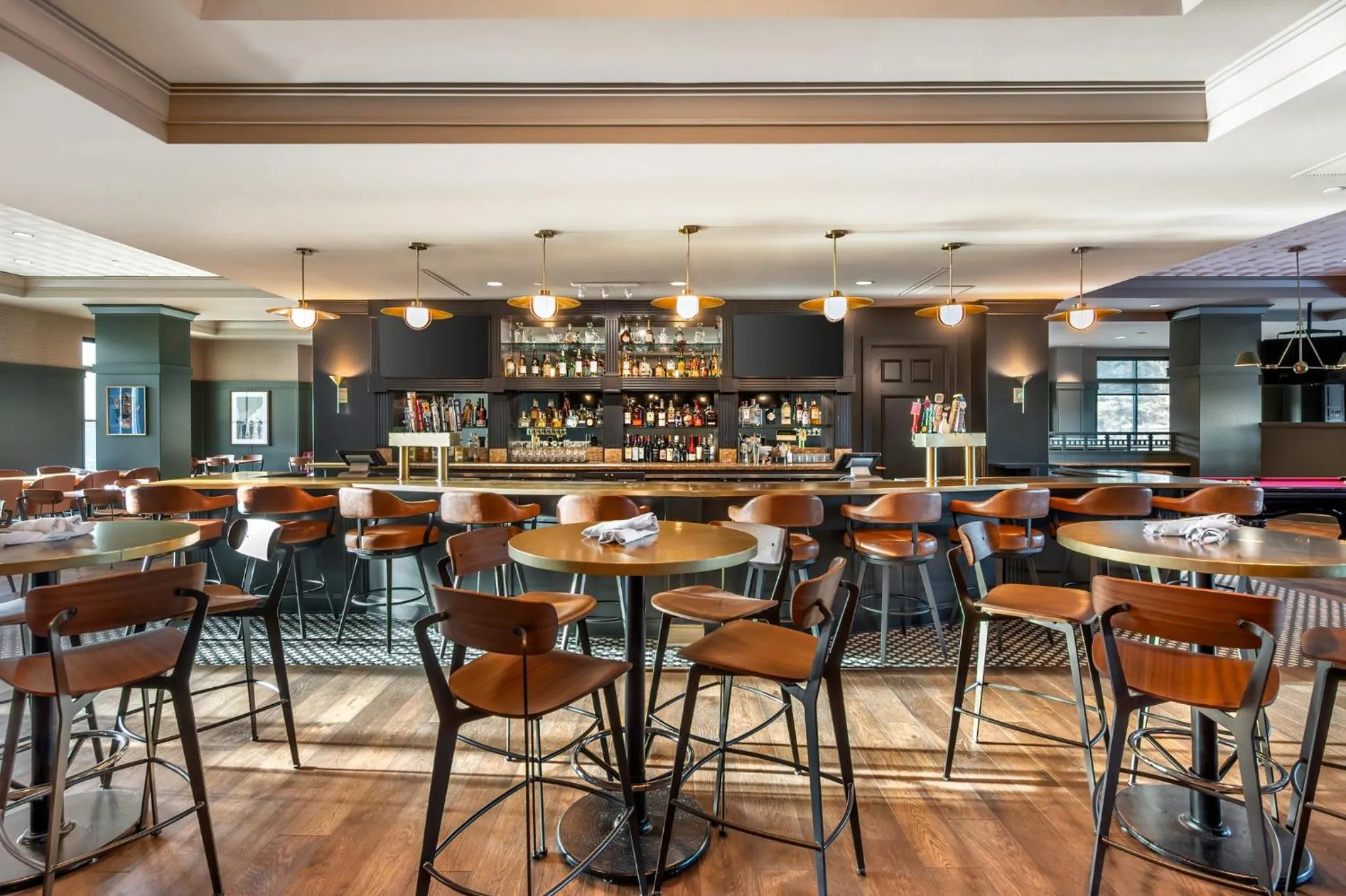 Restaurant/places to eat in Omni Interlocken Hotel