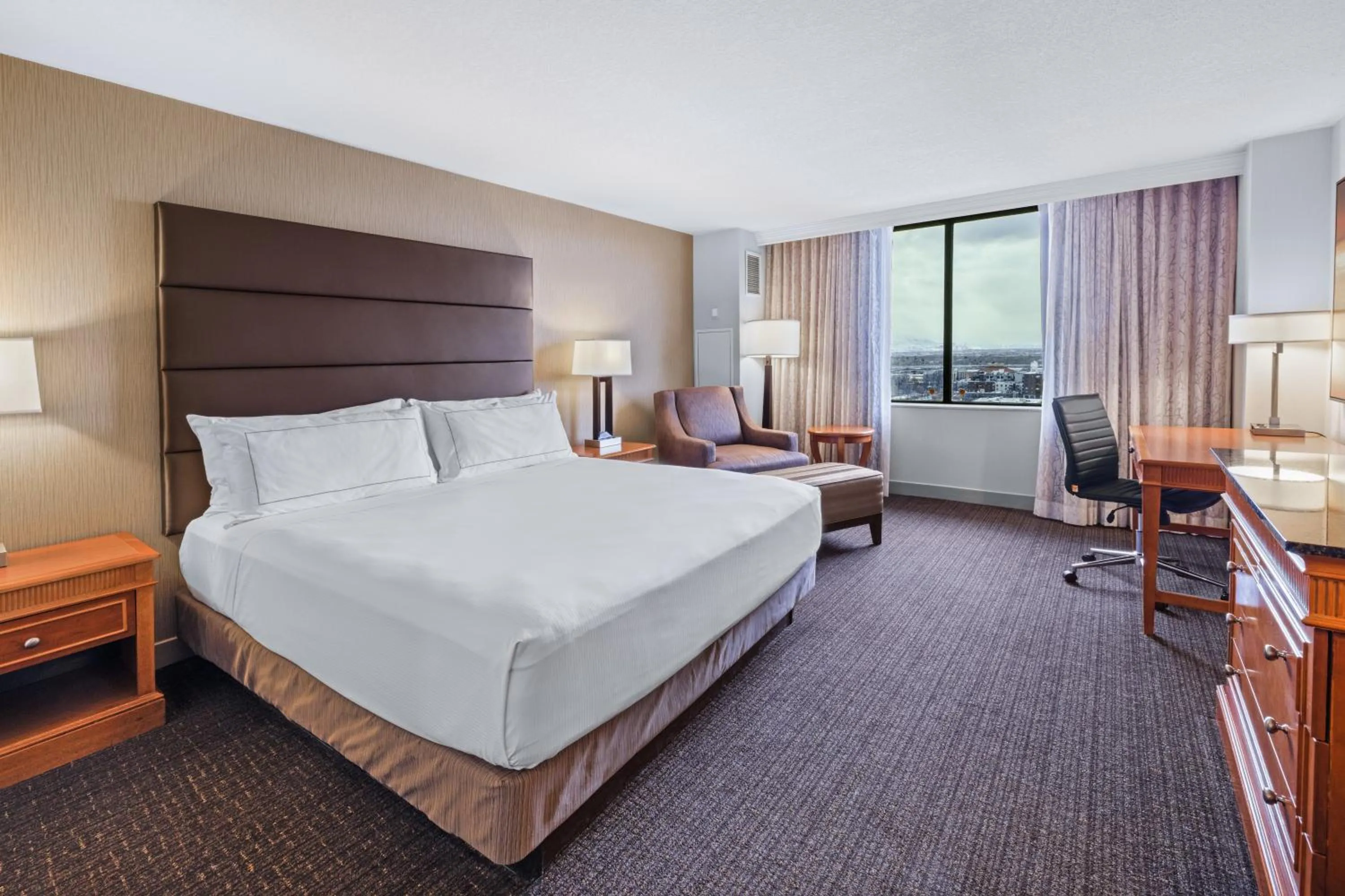 Bed in Hilton Salt Lake City Center