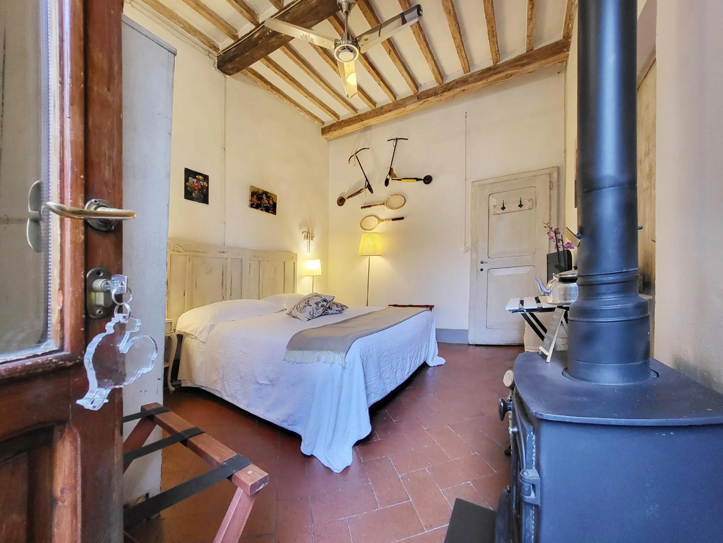 Photo of the whole room, Bed in Le Terrazze Del Chianti b&b Residenza d'Epoca e di Charme