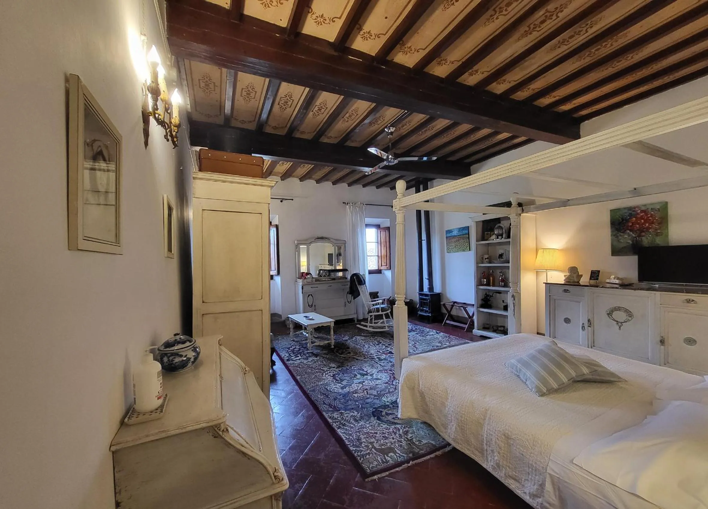 Photo of the whole room, Bed in Le Terrazze Del Chianti b&b Residenza d'Epoca e di Charme