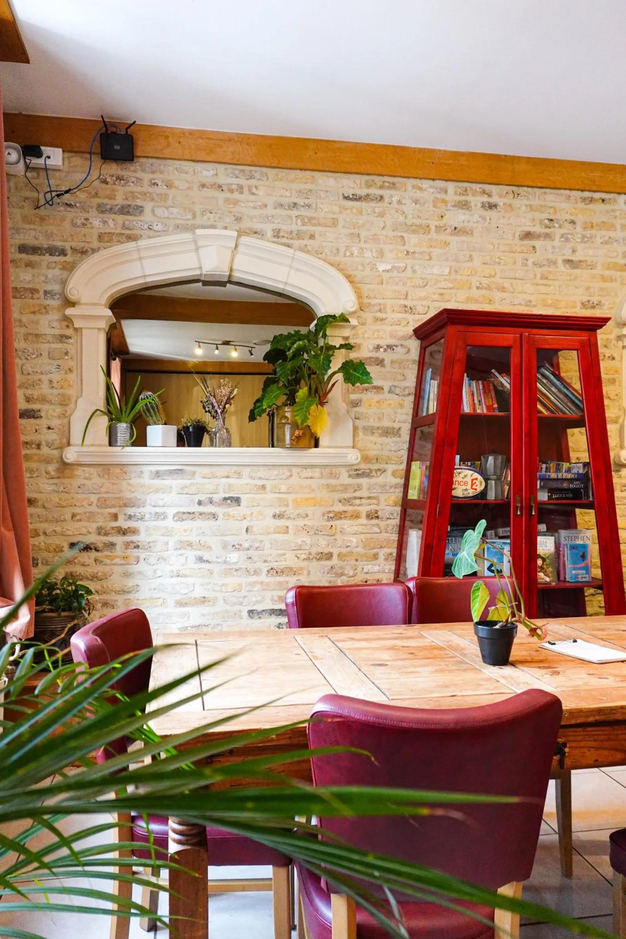 Game Room in Hôtel - Restaurant Au Tonnelier