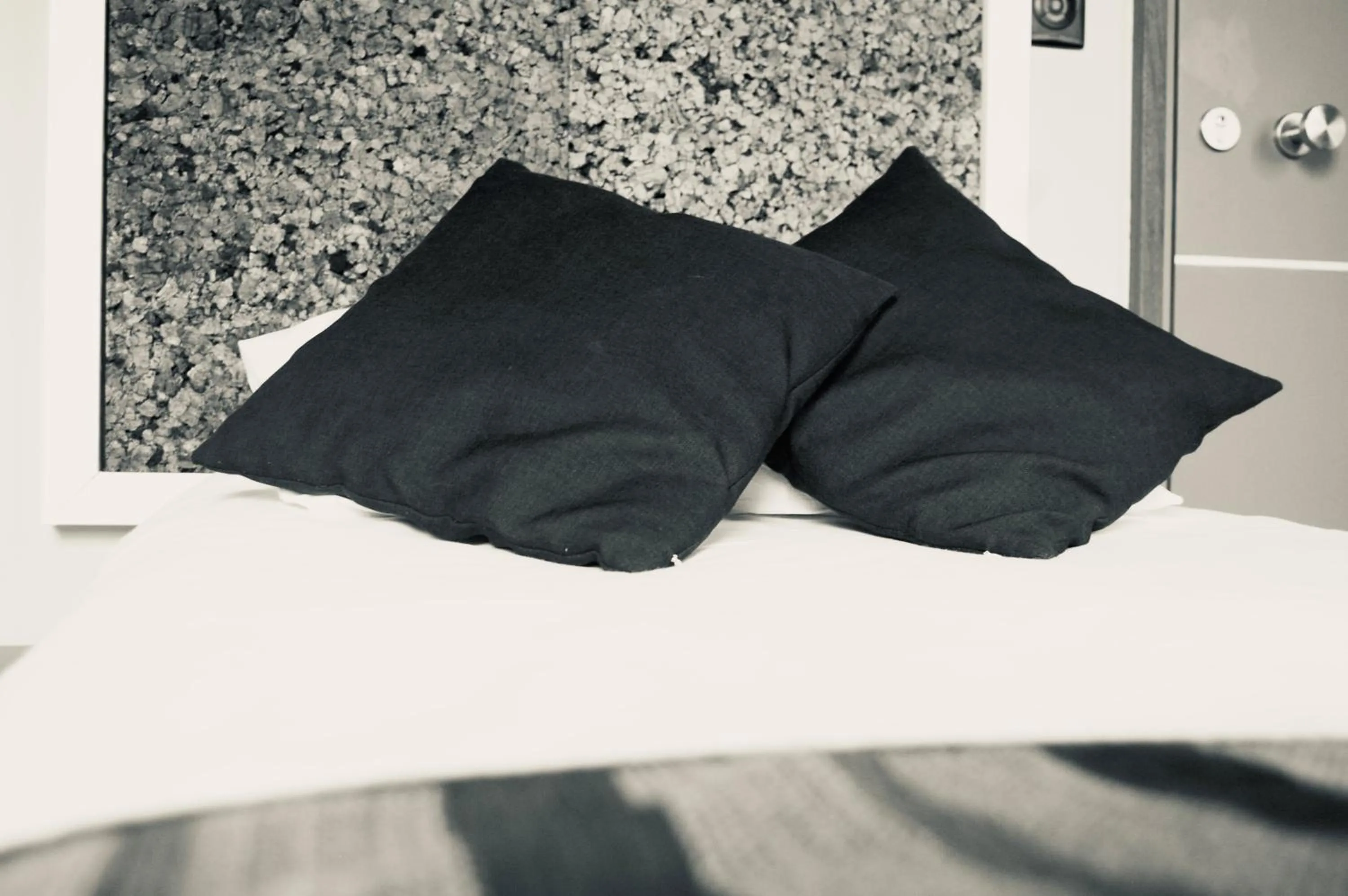 Decorative detail, Bed in Hôtel - Restaurant Au Tonnelier