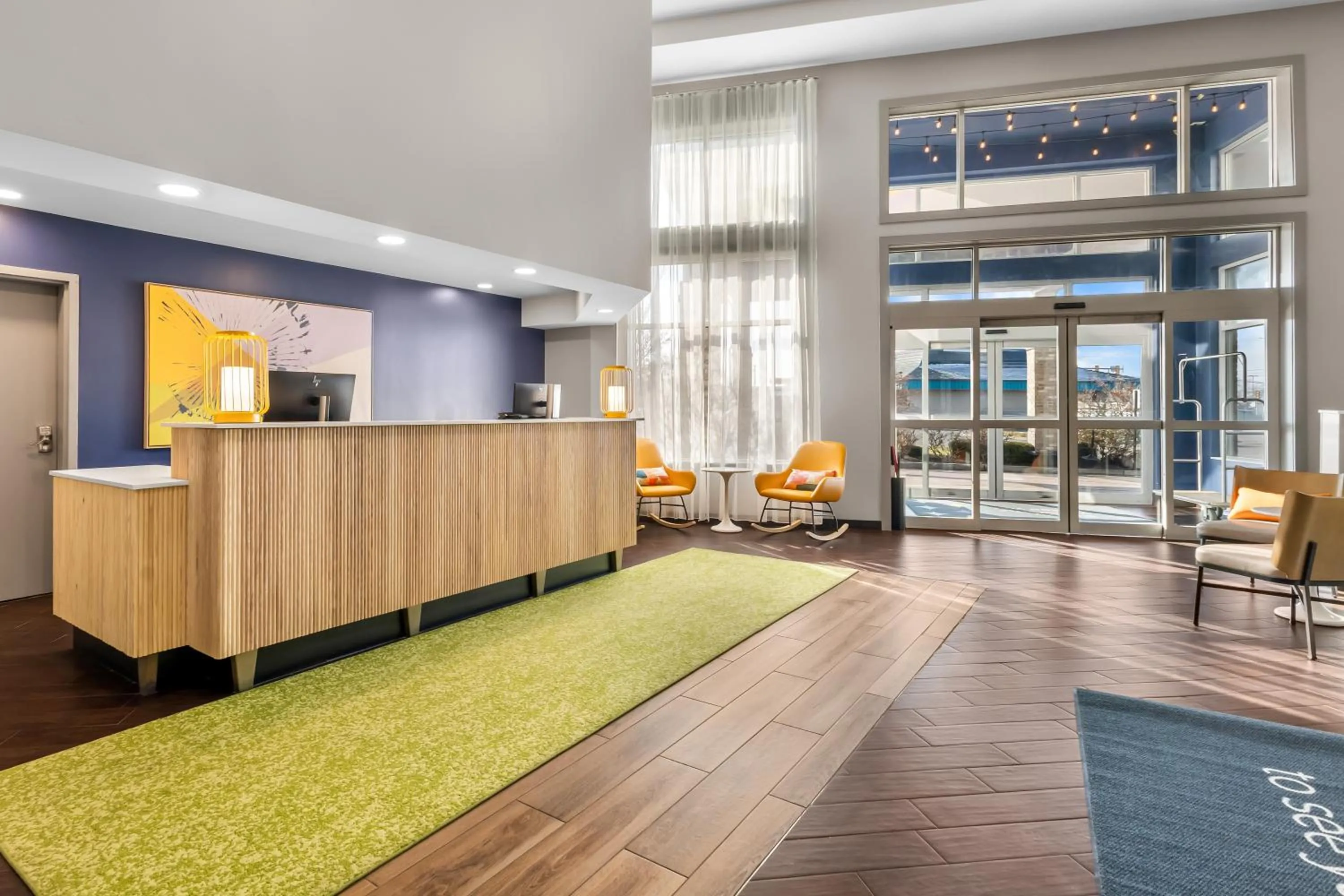 Lobby or reception in Spark by Hilton Salt Lake City Central