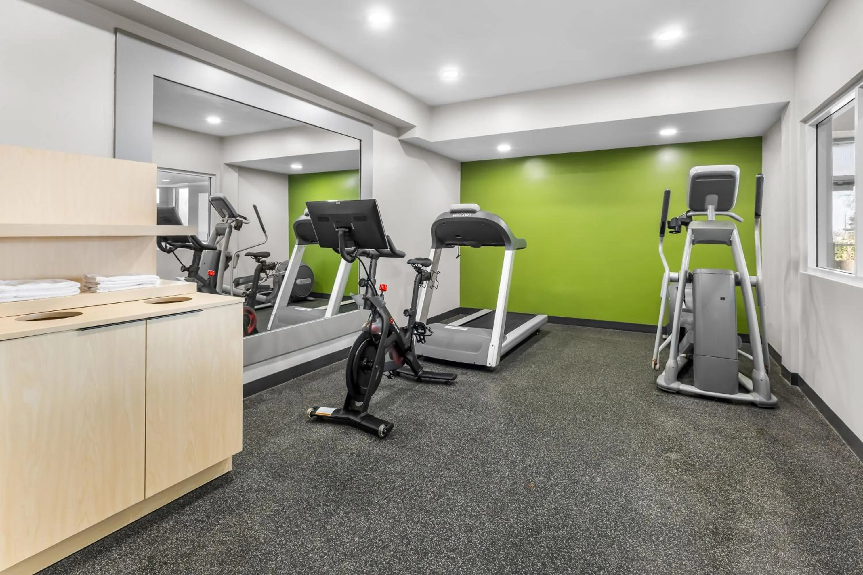 Fitness centre/facilities in Spark by Hilton Salt Lake City Central
