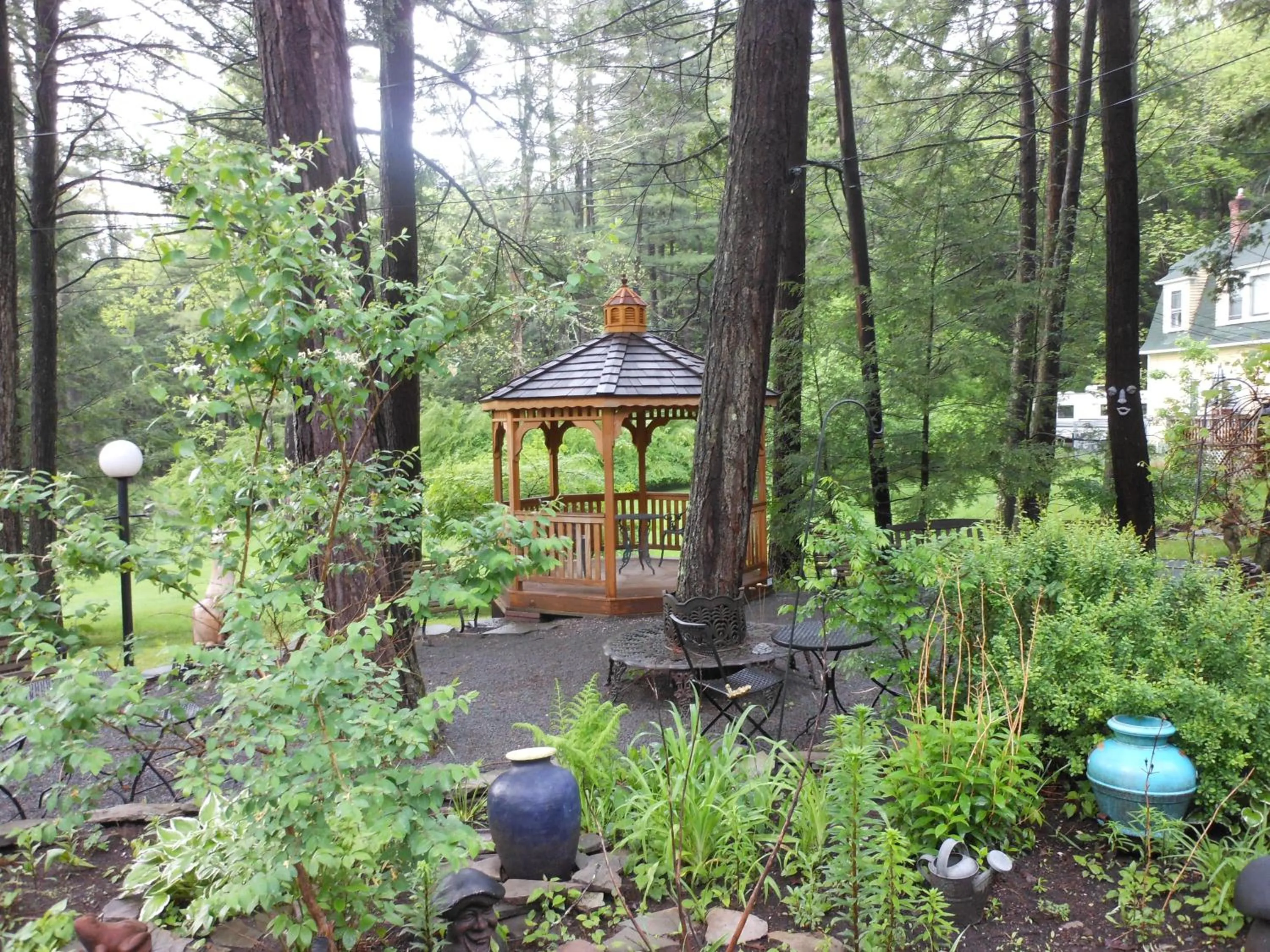 Spring in Brookview Manor Inn